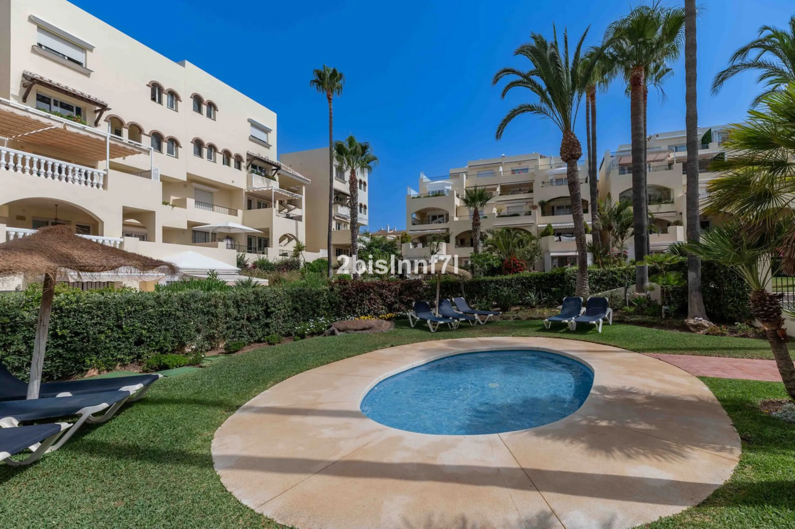 Three-bedroom duplex penthouse for sale in White Pearl Beach II, Elviria