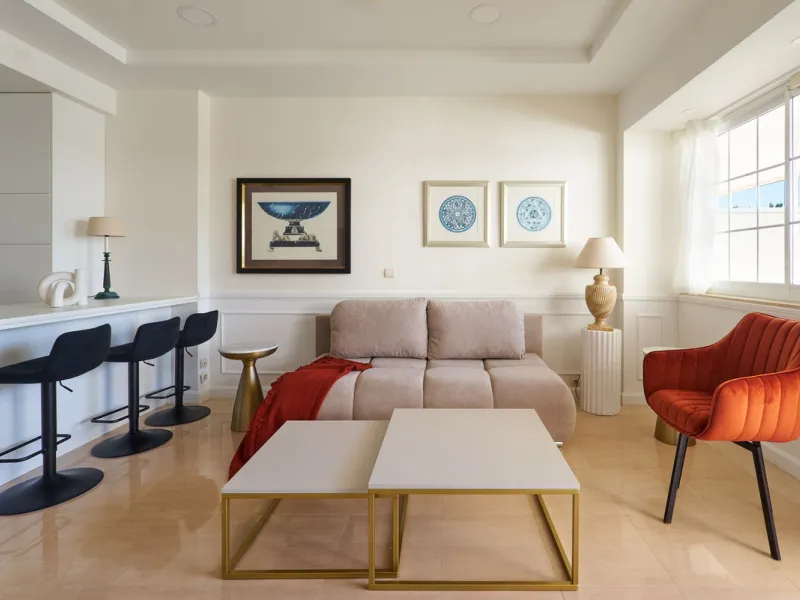 We present to your attention a unique opportunity to acquire a fully renovated and elegant one-bedroom apartment in the prestigious Guadalpin Hotel on the famous Golden Mile in Marbella.