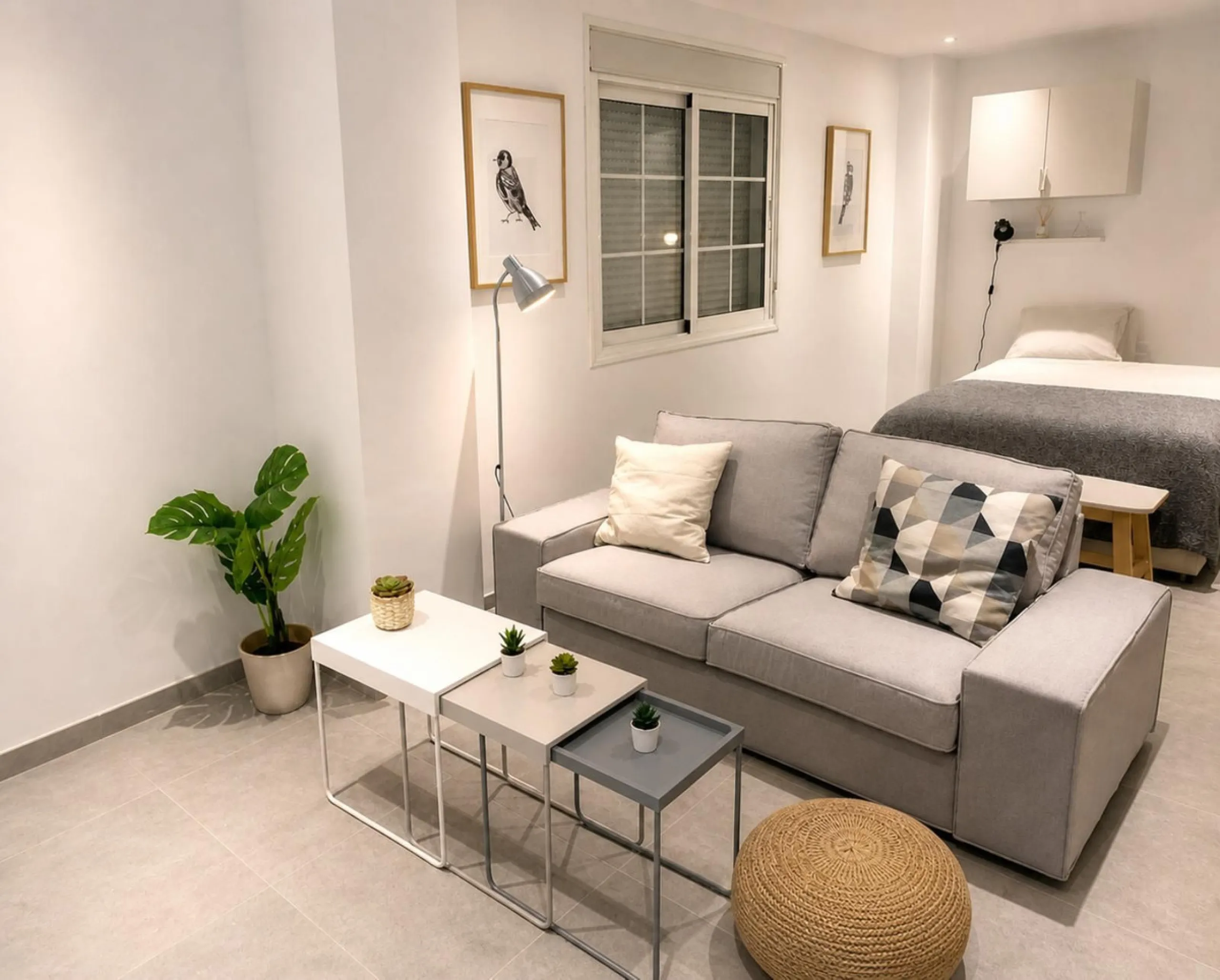 Investment Opportunity – Apartment Divided into 4 Independent Studios with Tourist Licence