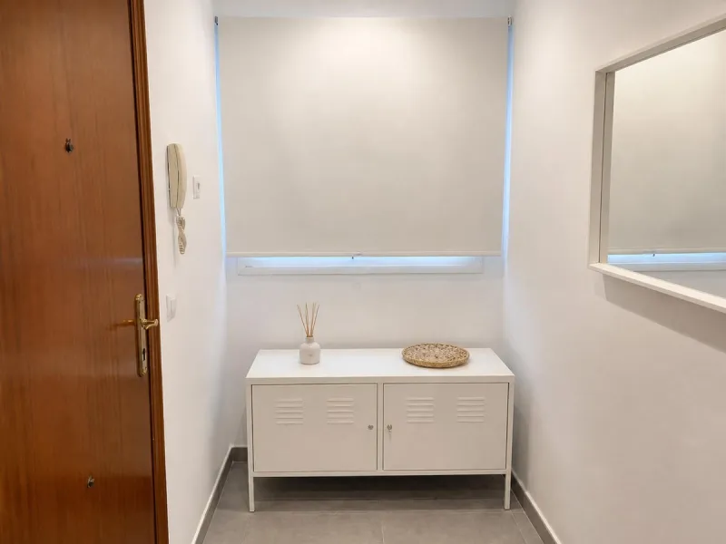 Investment Opportunity – Apartment Divided into 4 Independent Studios with Tourist Licence