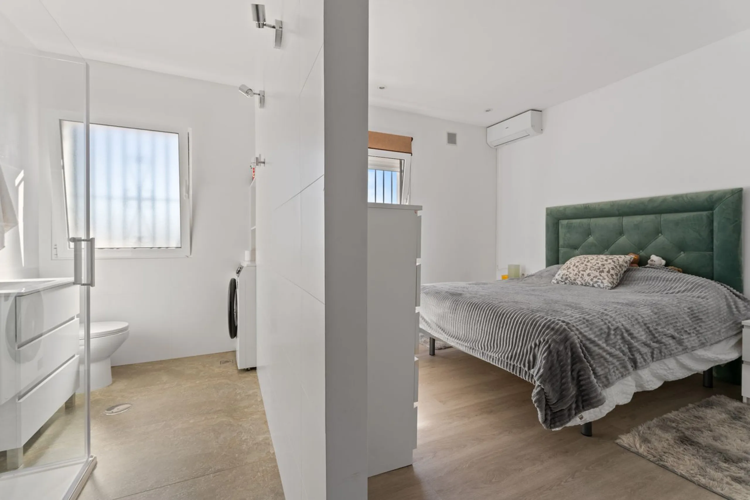 Torreblanca Detached Villa: The Stage for Your Next Chapter