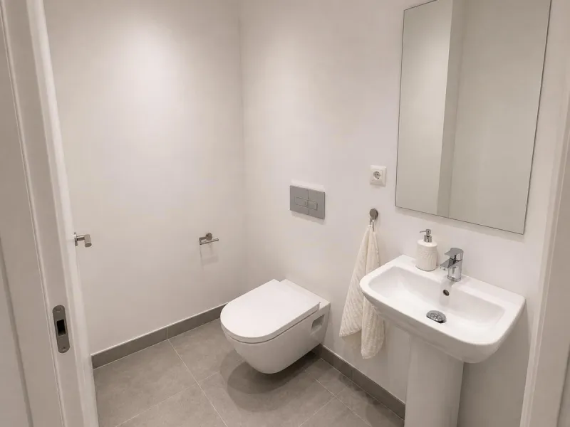 Investment Opportunity – Apartment Divided into 4 Independent Studios with Tourist Licence