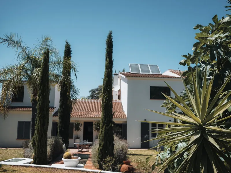 Prime Business Opportunity: Successful B&B with opportunities for business expansion