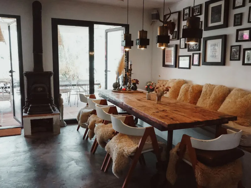 Prime Business Opportunity: Successful B&B with opportunities for business expansion