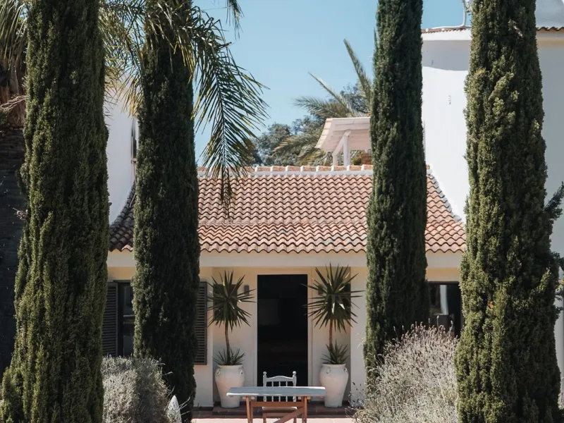 Prime Business Opportunity: Successful B&B with opportunities for business expansion