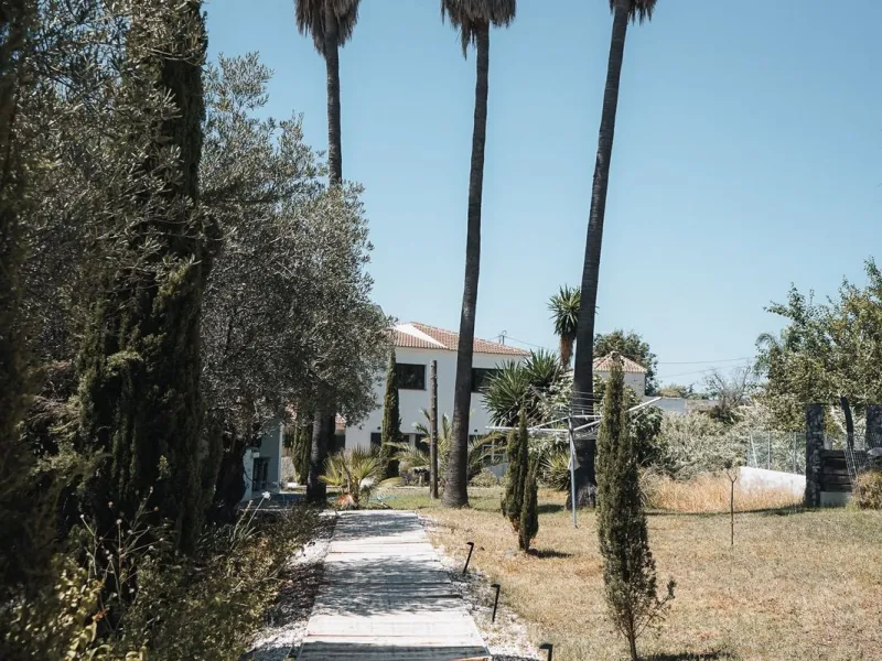 Prime Business Opportunity: Successful B&B with opportunities for business expansion