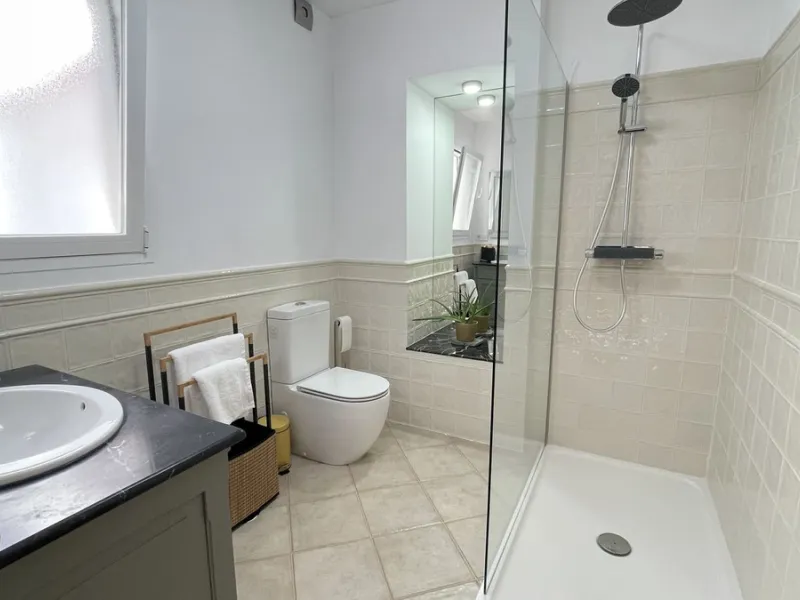 House - Townhouse в продаже в Alhaurín el Grande, Málaga. В доме 5 спален и 3 ванных комнат. Площадь дома 296 м²