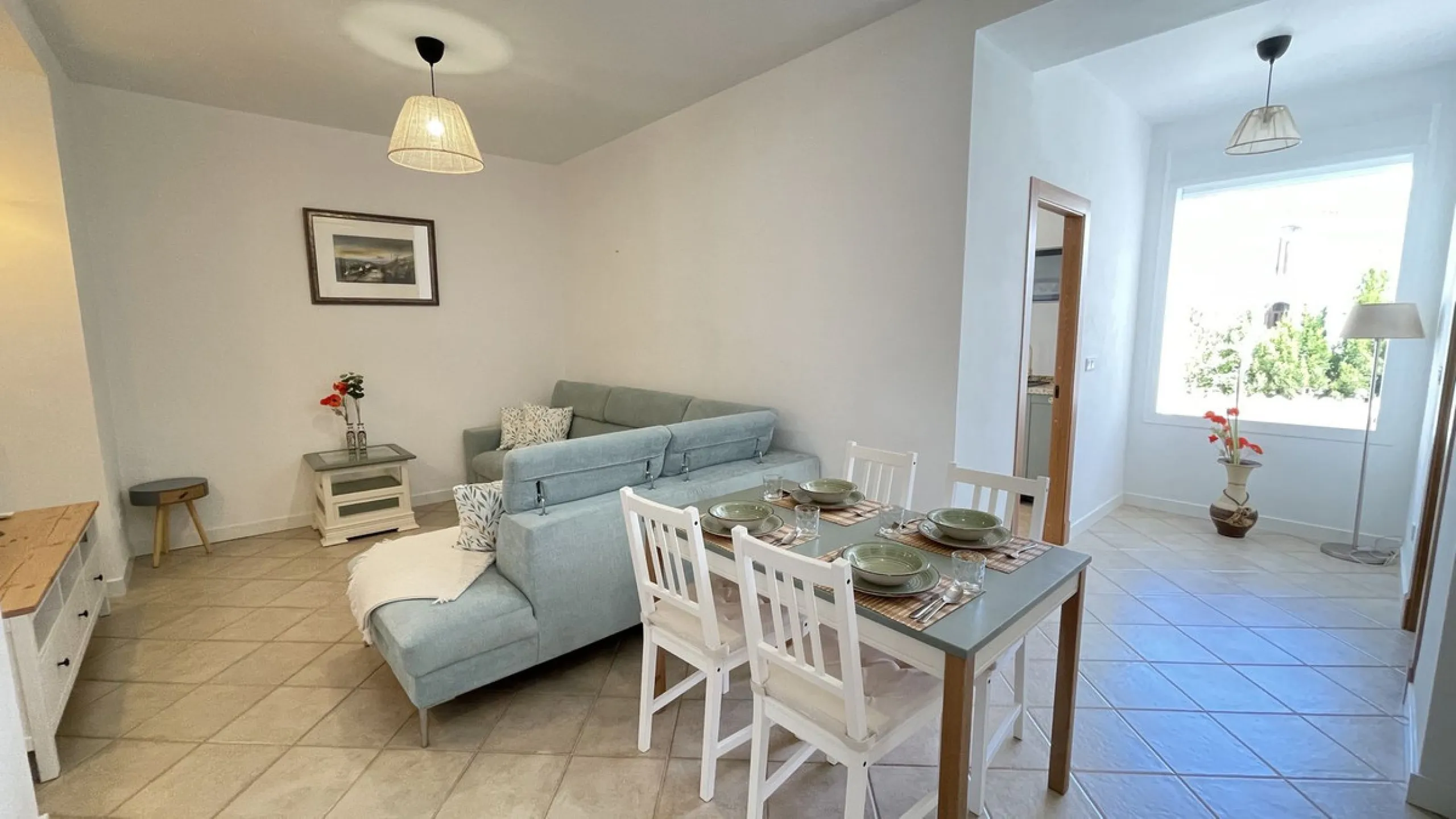 House - Townhouse в продаже в Alhaurín el Grande, Málaga. В доме 5 спален и 3 ванных комнат. Площадь дома 296 м²