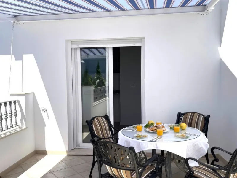 House - Townhouse в продаже в Alhaurín el Grande, Málaga. В доме 5 спален и 3 ванных комнат. Площадь дома 296 м²