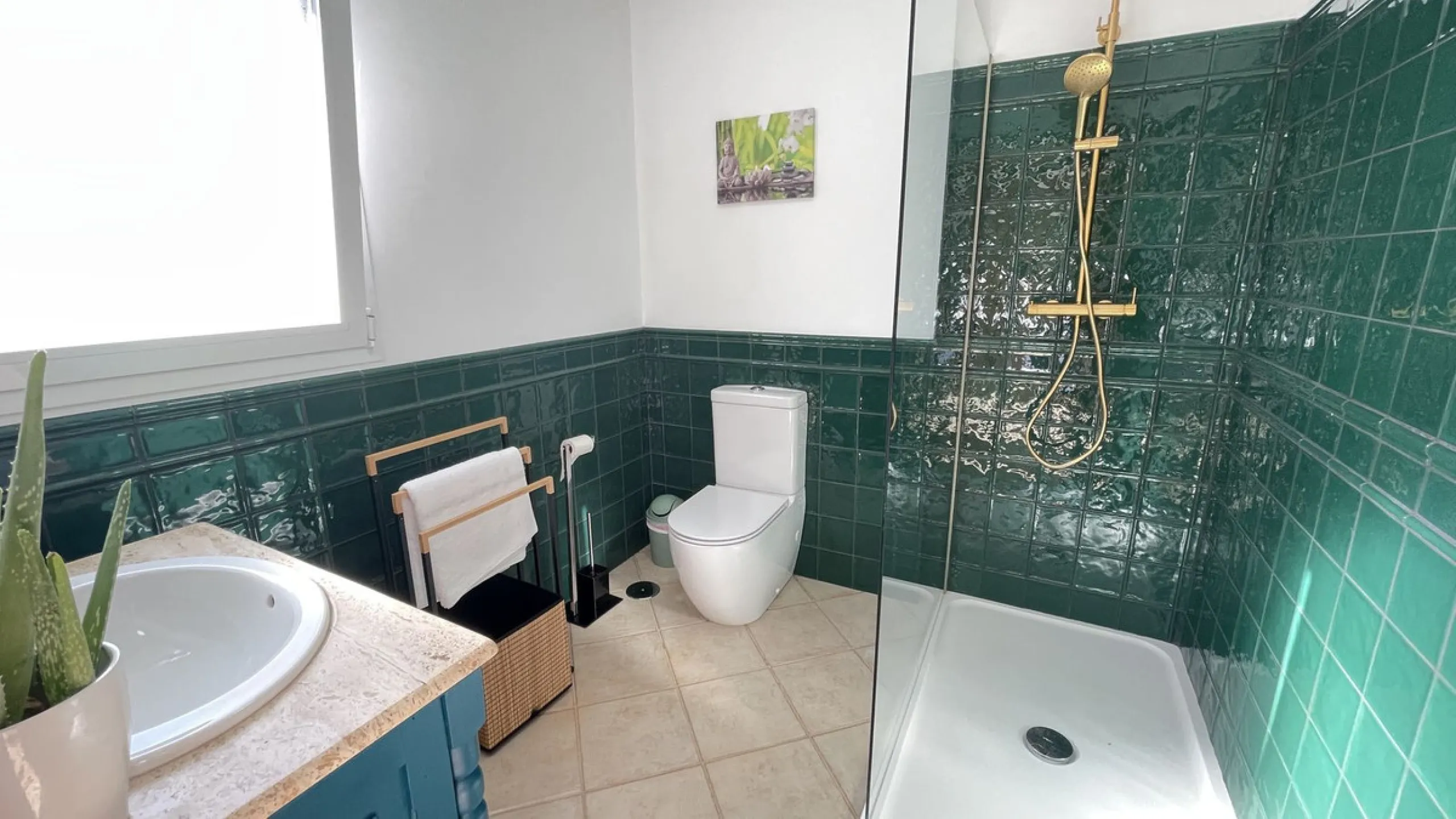 House - Townhouse в продаже в Alhaurín el Grande, Málaga. В доме 5 спален и 3 ванных комнат. Площадь дома 296 м²