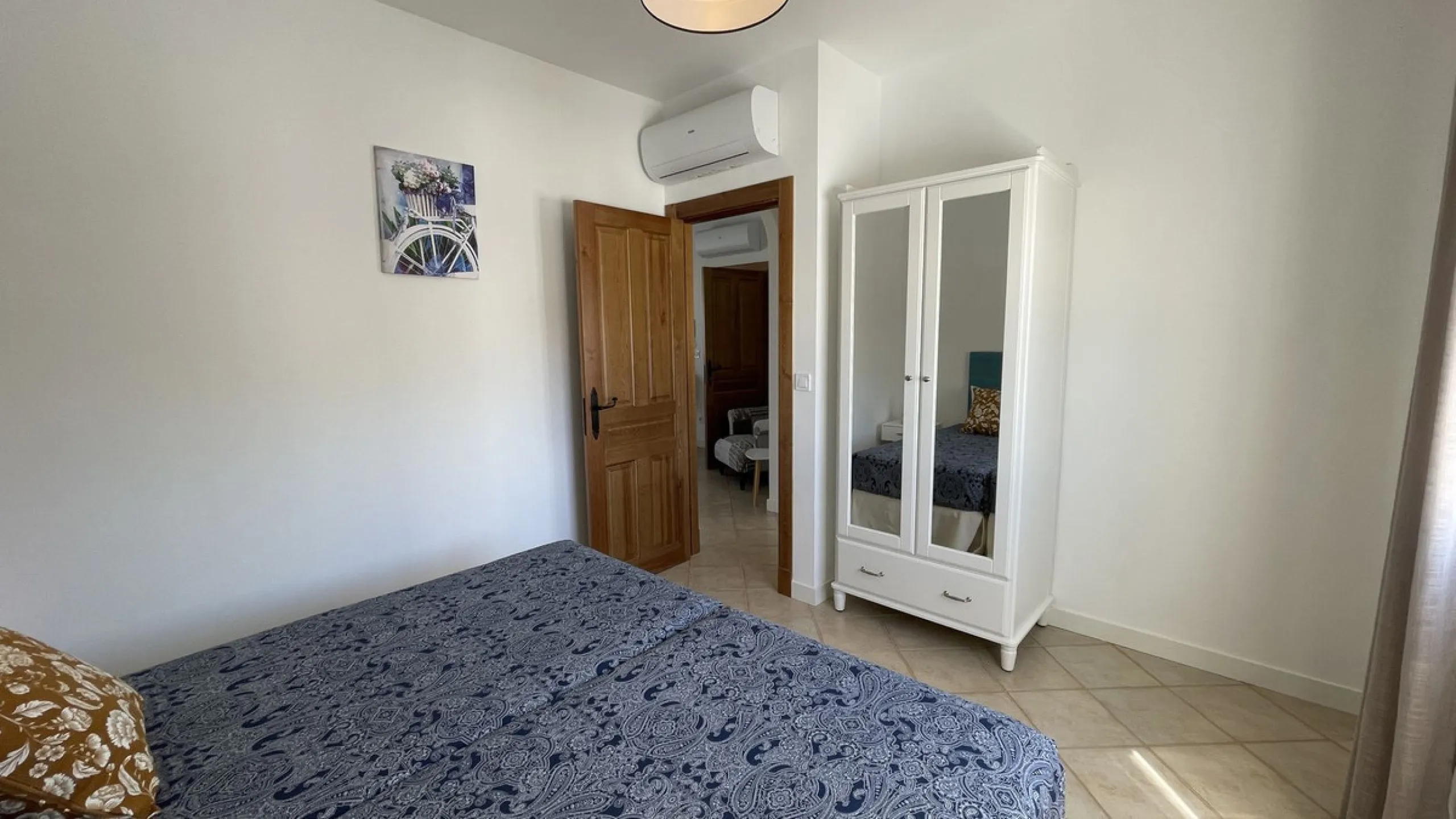 House - Townhouse в продаже в Alhaurín el Grande, Málaga. В доме 5 спален и 3 ванных комнат. Площадь дома 296 м²