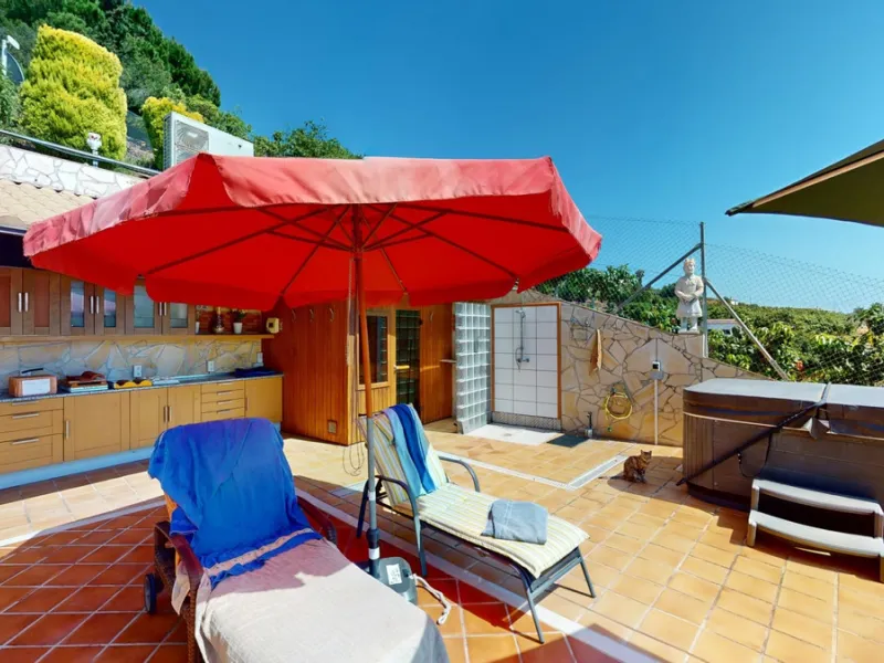 Stunning Villa Below Frigiliana for Sale. This impressive villa, nestled below Frigiliana, offers two separate living units across two floors, each with its own driveway and privacy. The upper unit spans 150 m2 and features a spacious open-plan living and