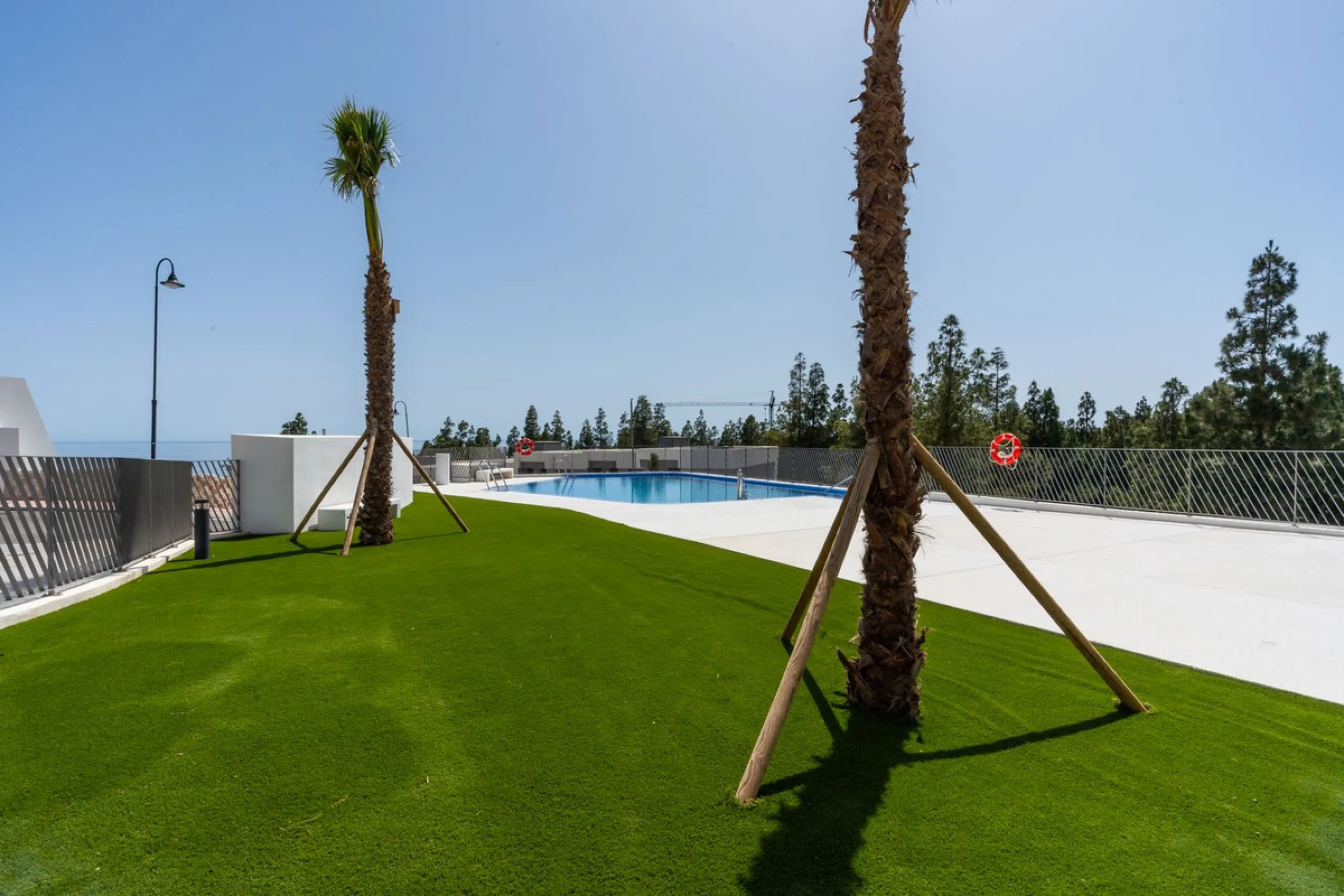 Brand new stunning 3 bedroom house in Eden Resort & Club, phase II, with panoramic sea views from every room and within walking distance of the beach. This luxury property is distributed over 3 levels featuring 3 spacious bedrooms with spectacular sea and