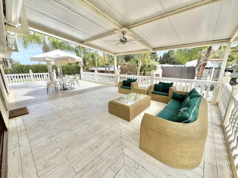 Beautiful HOME & Successful BUSINESS for sale in Mijas, Costa del Sol. 3-4 bed Finca + 1 bed Static Home + 550 m2 Storage Warehouses + 23 Kennels + 15 pen Cattery & Storage area for 50+ vehicles, on a large 5839 m2 plot.