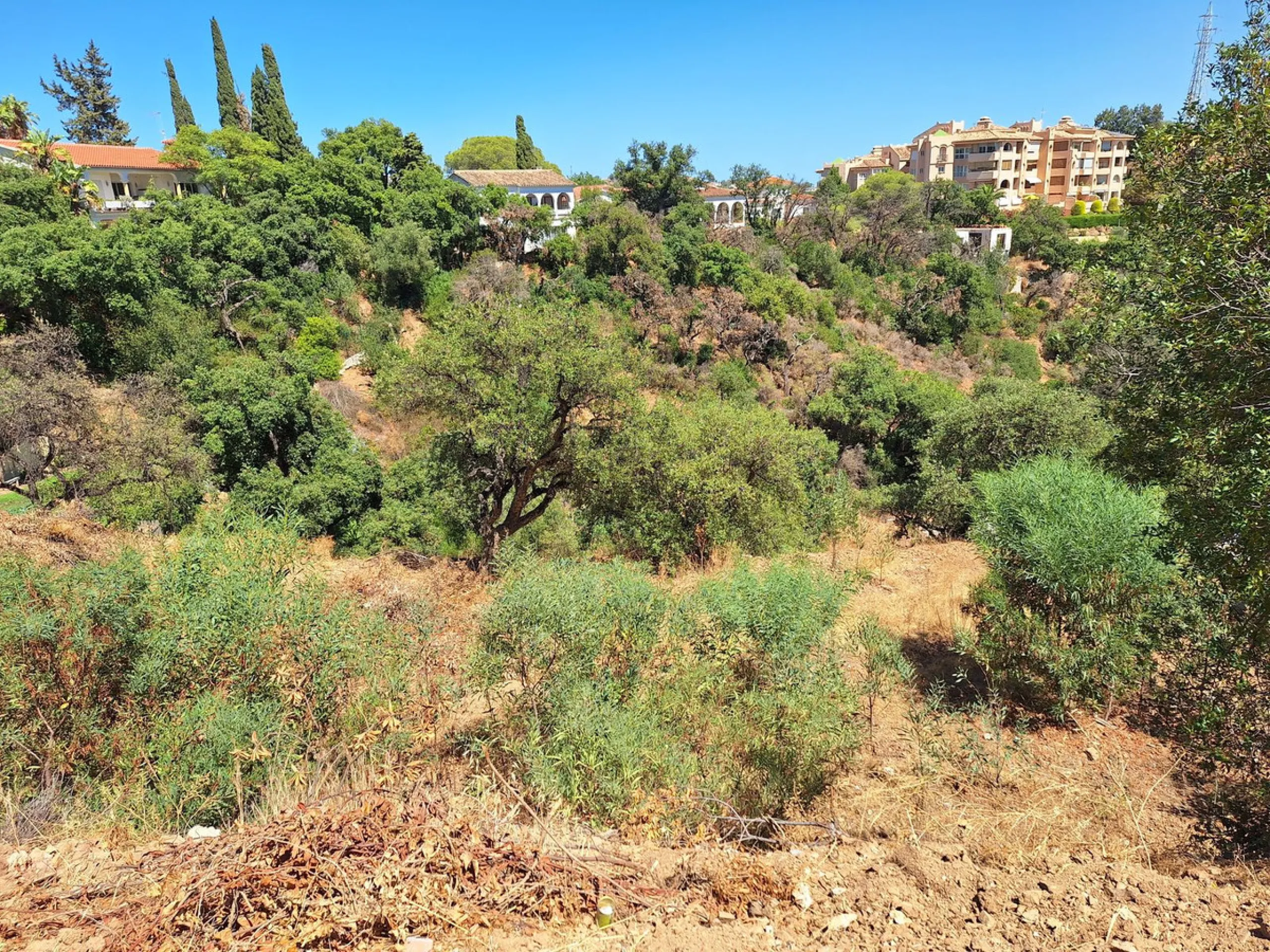 Plot - Residential Plot в продаже в Marbella, Málaga. Площадь участка 1542 м²