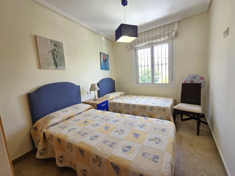 Charming townhouse situated in the heart of La Cala de Mijas, within a stone's throw from the beach. This 106m² house combines traditional Andalusian charm with all modern comforts, perfect for those looking for a comfortable home in a picturesque setting