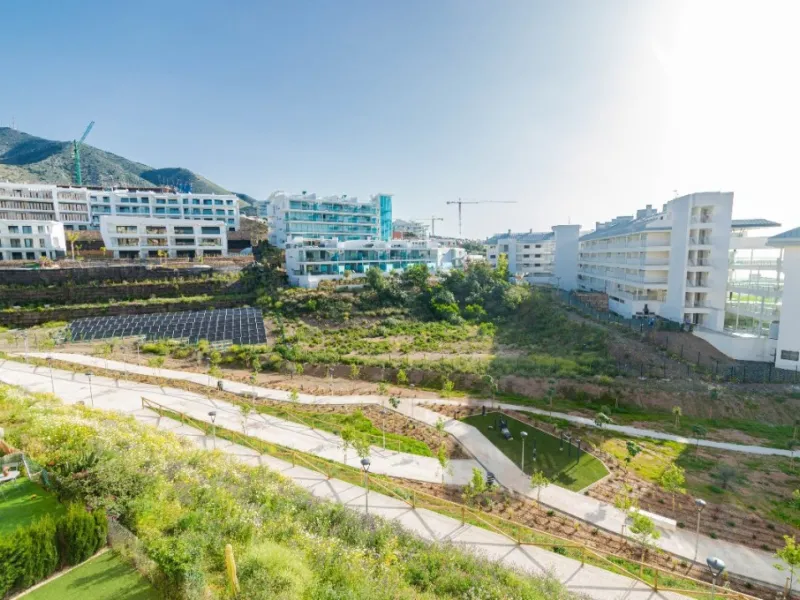 Unique on the market with Tourist License!