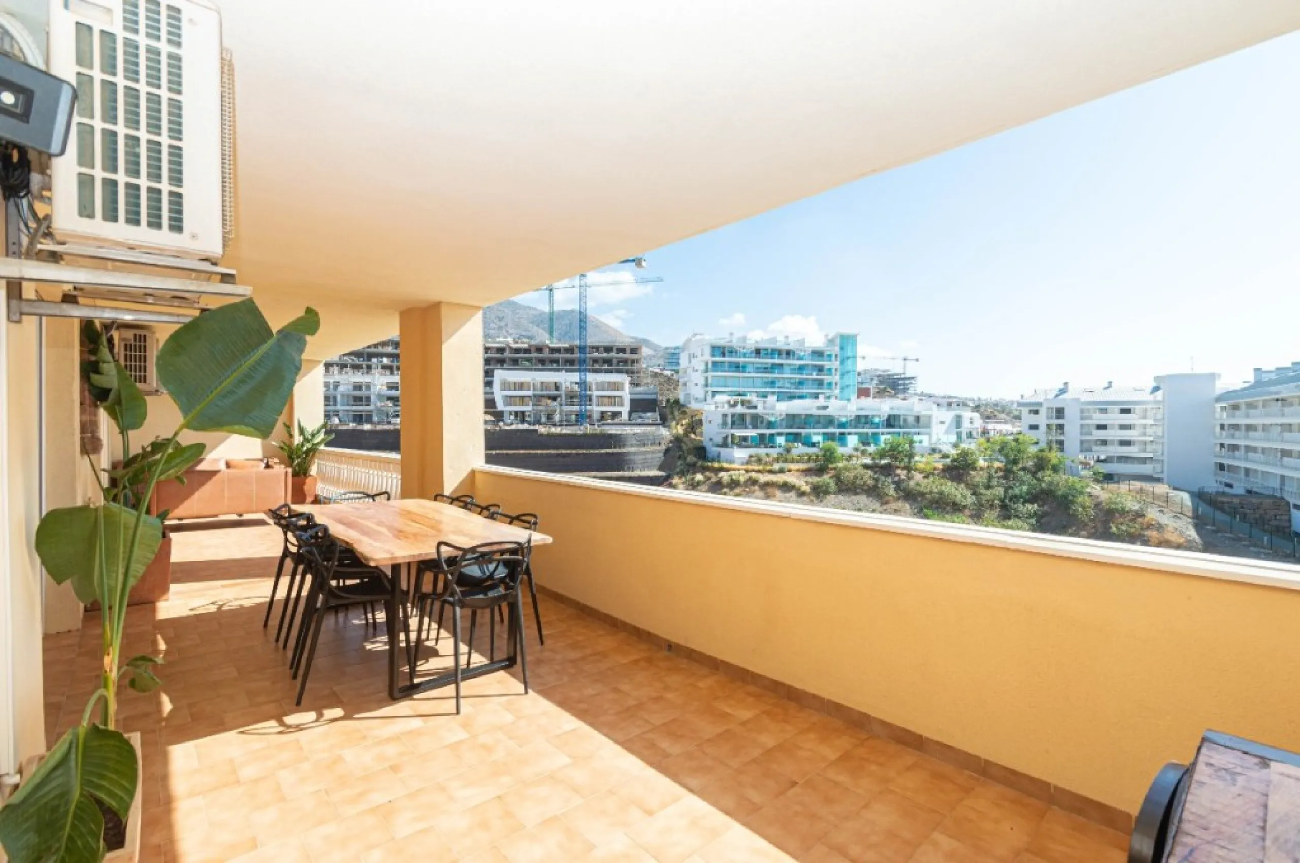 Unique on the market with Tourist License!