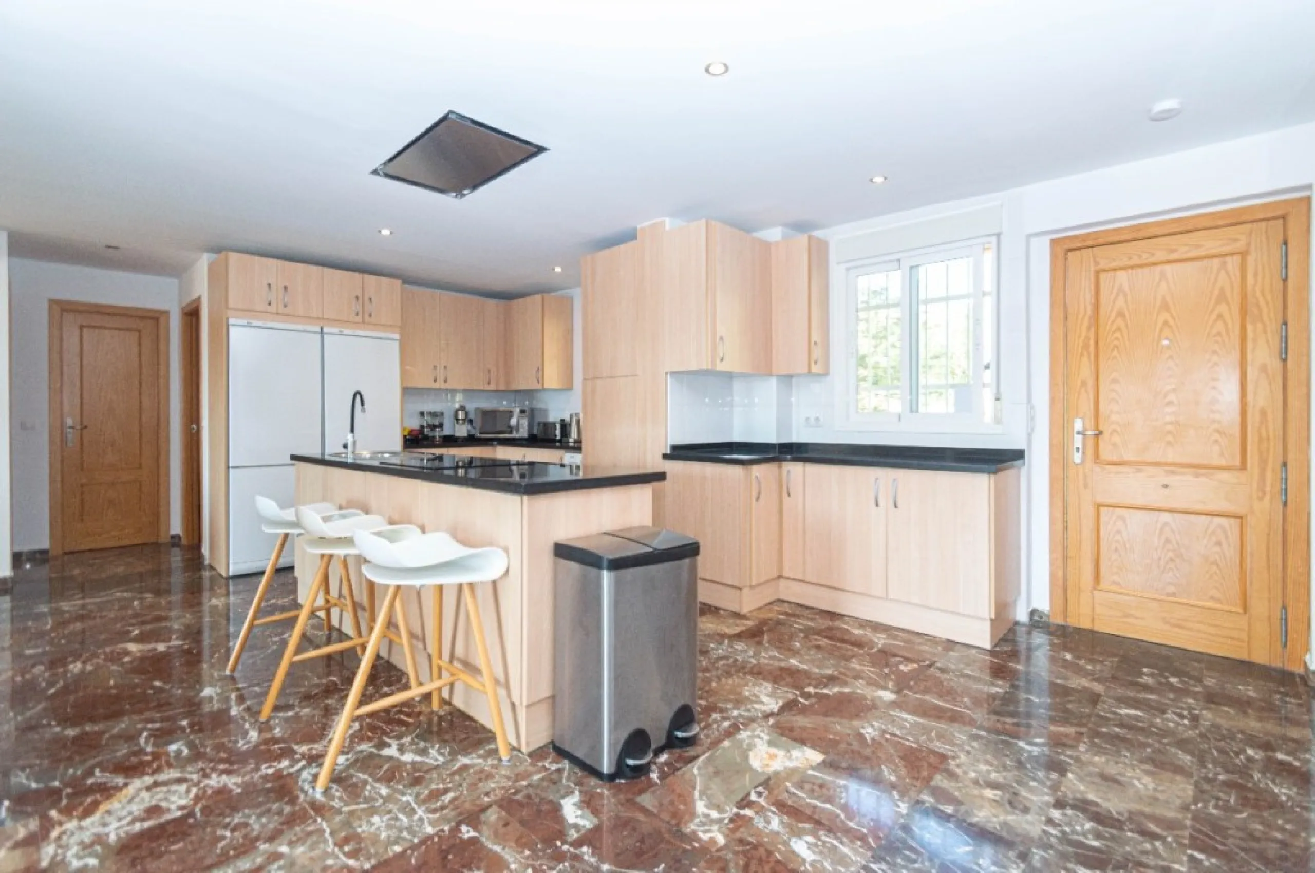Unique on the market with Tourist License!