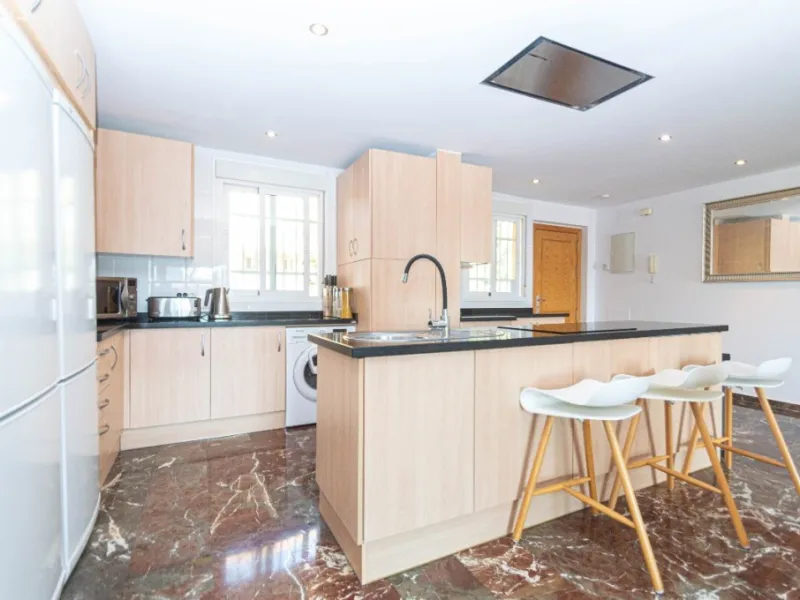 Unique on the market with Tourist License!