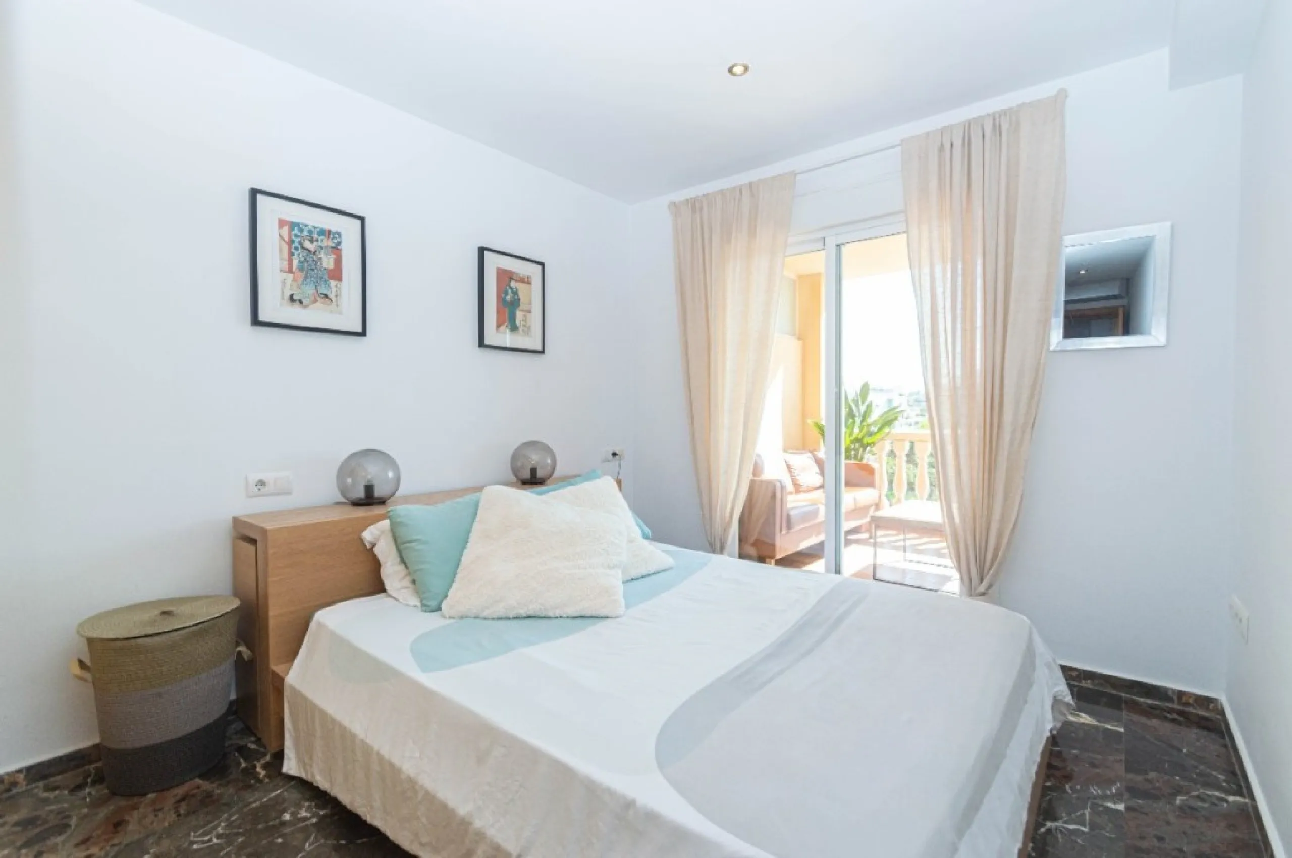Unique on the market with Tourist License!