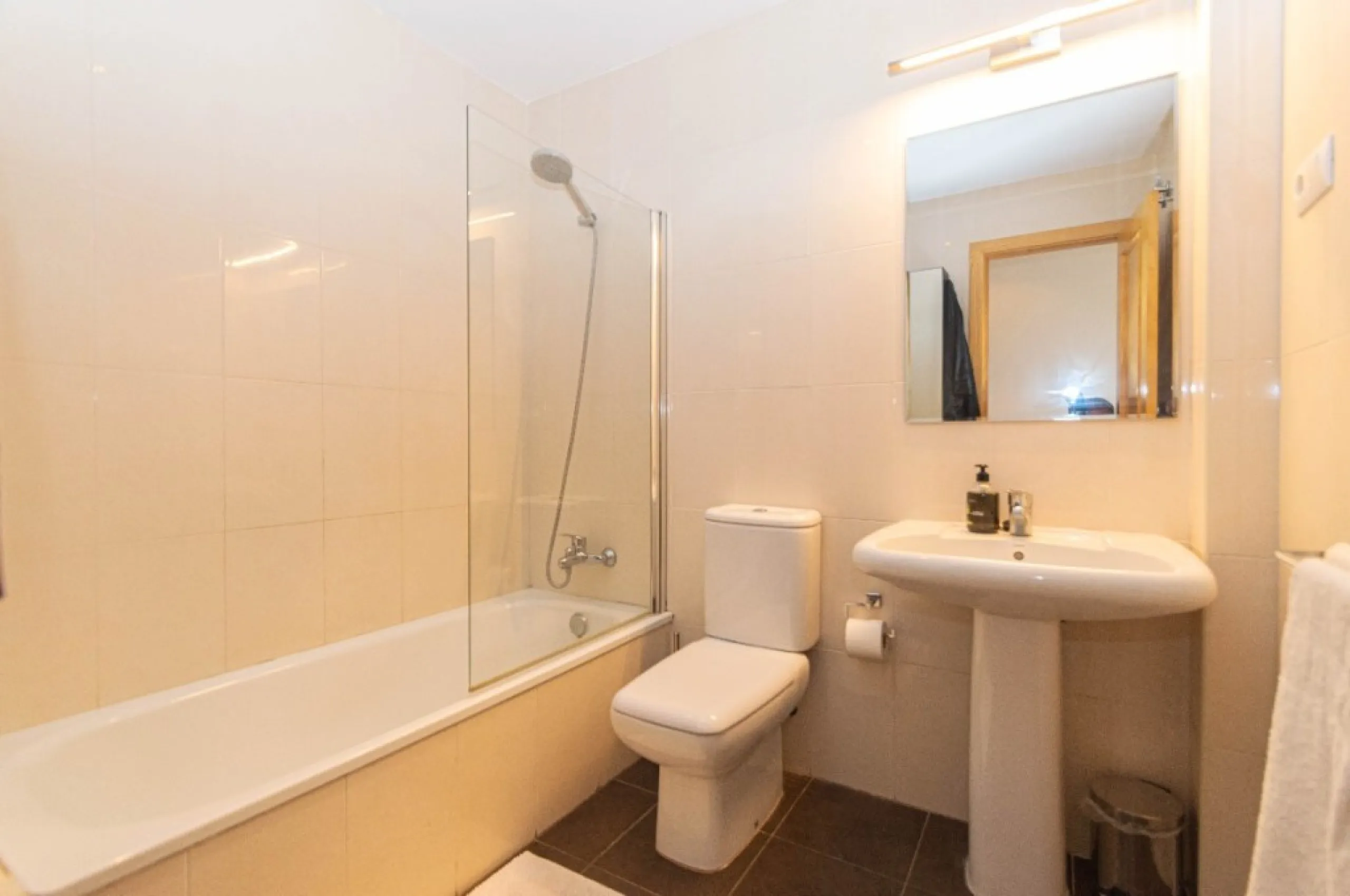 Unique on the market with Tourist License!
