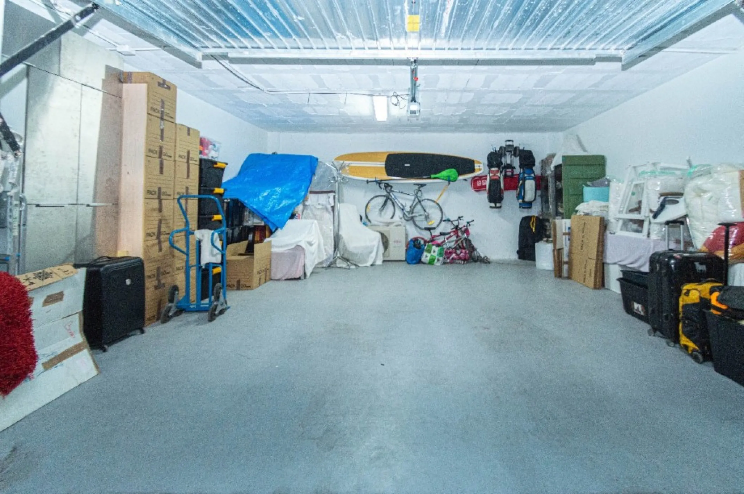 Unique on the market with Tourist License!