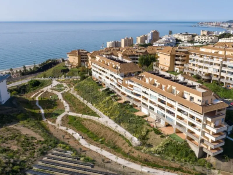 Unique on the market with Tourist License!