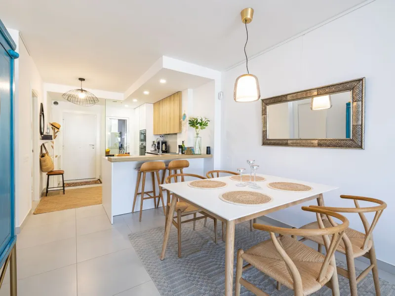Amazing two bedroom elevated ground floor apartment with private garden only 400m away from the sea and next to all amenities.