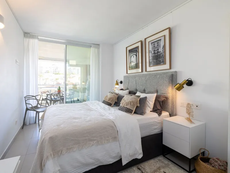 Amazing two bedroom elevated ground floor apartment with private garden only 400m away from the sea and next to all amenities.