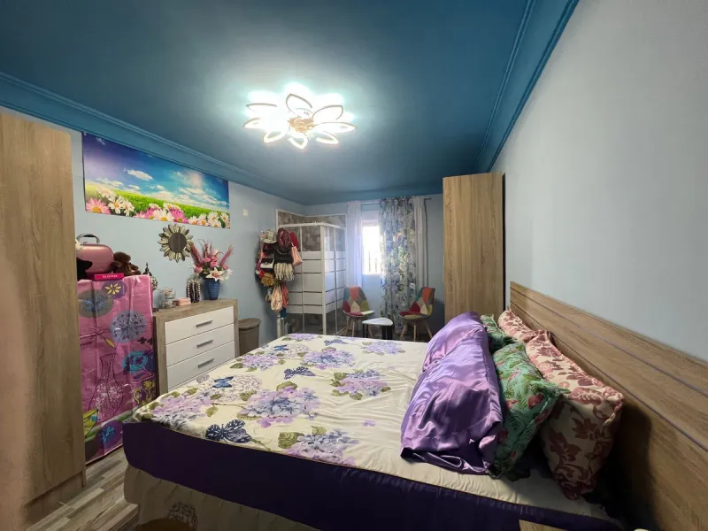House - Townhouse в продаже в Estepona, Málaga. В доме 4 спален и 4 ванных комнат. Площадь дома 300 м²