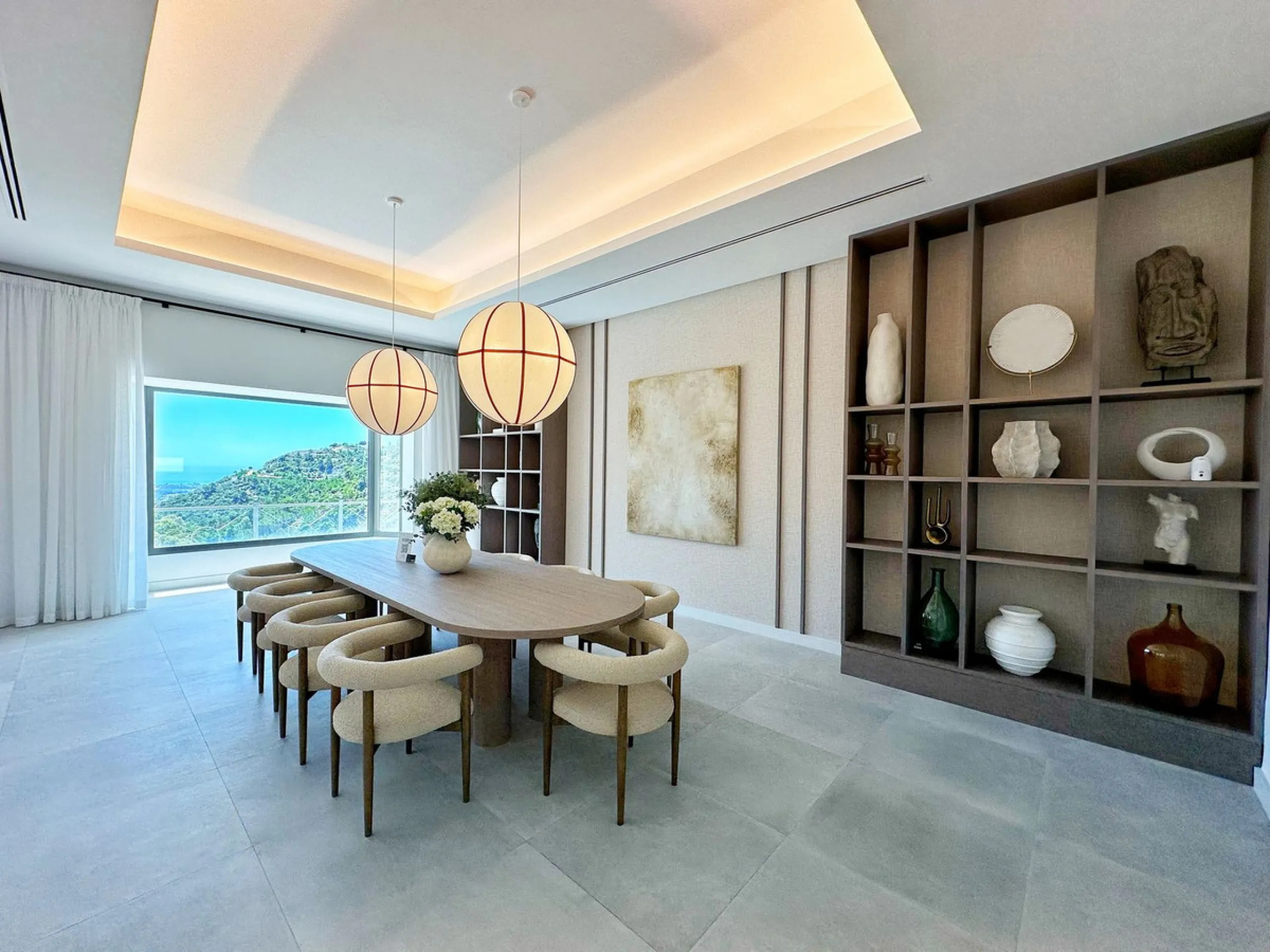 Stunning Villa in the Heart of El Madroñal with Breathtaking Views