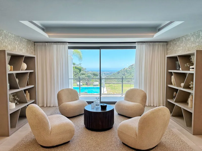 Stunning Villa in the Heart of El Madroñal with Breathtaking Views