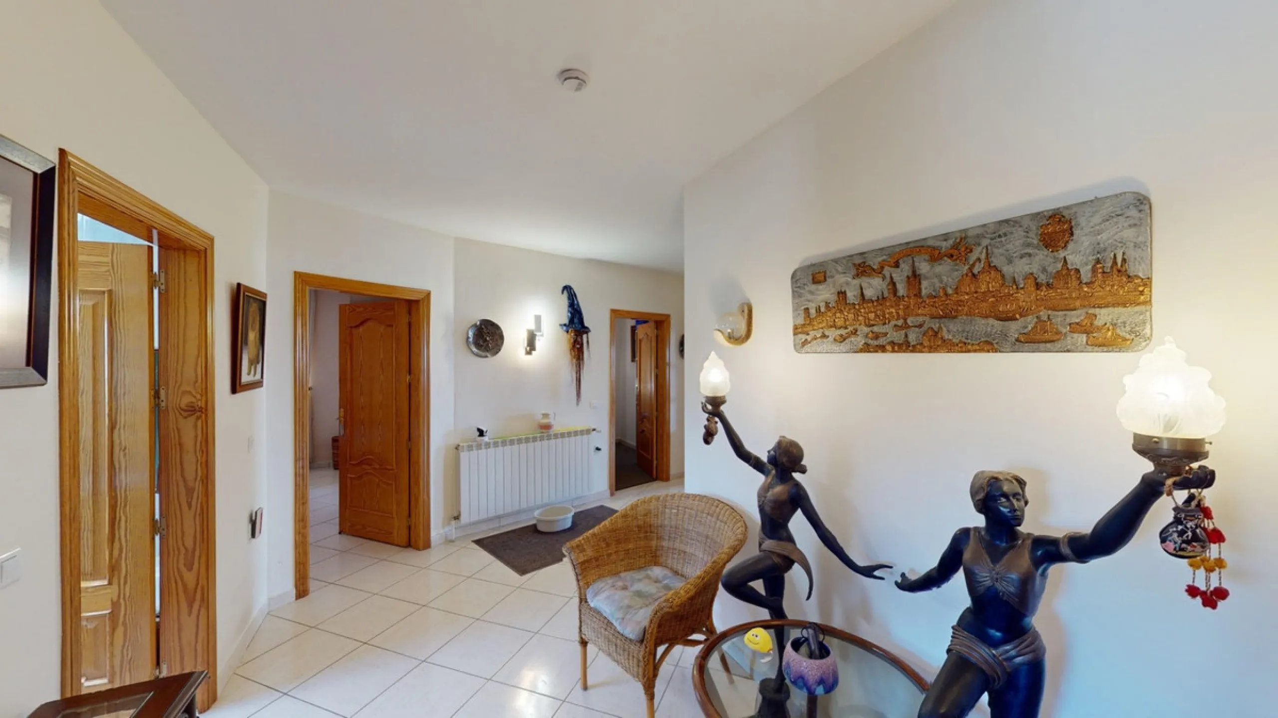 This exceptional, spacious U-shaped villa is located in the picturesque area of Iznate and offers two separate living units, each fully equipped. The villa spans two floors and features a total of seven bedrooms and six bathrooms. Each unit includes a fun
