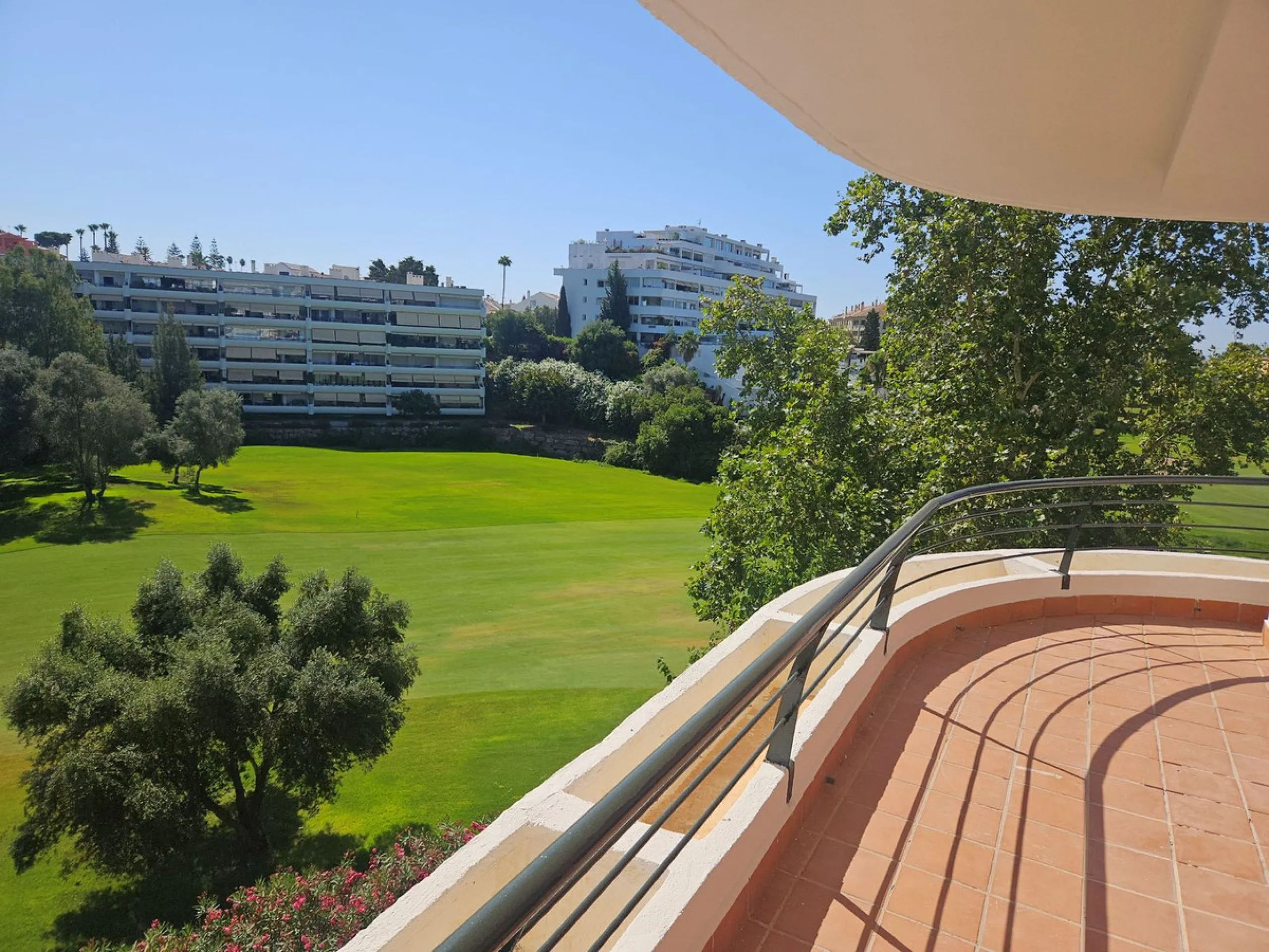 *Apartment for sale in Guadalmina Alta, Marbella**