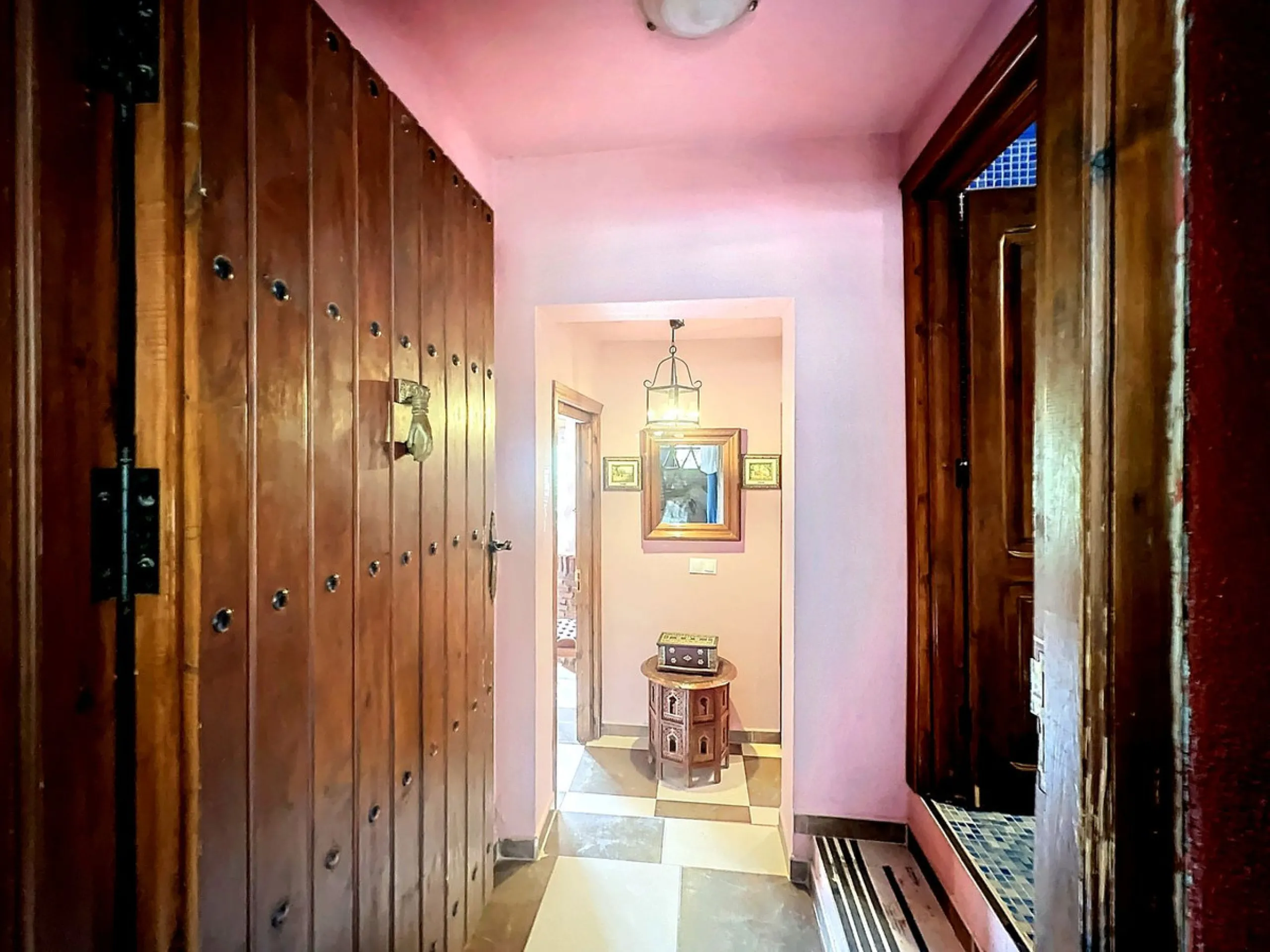 House - Finca - Cortijo в продаже в Monda, Málaga. В доме 5 спален и 5 ванных комнат. Площадь дома 290 м². Площадь участка 1877 м²