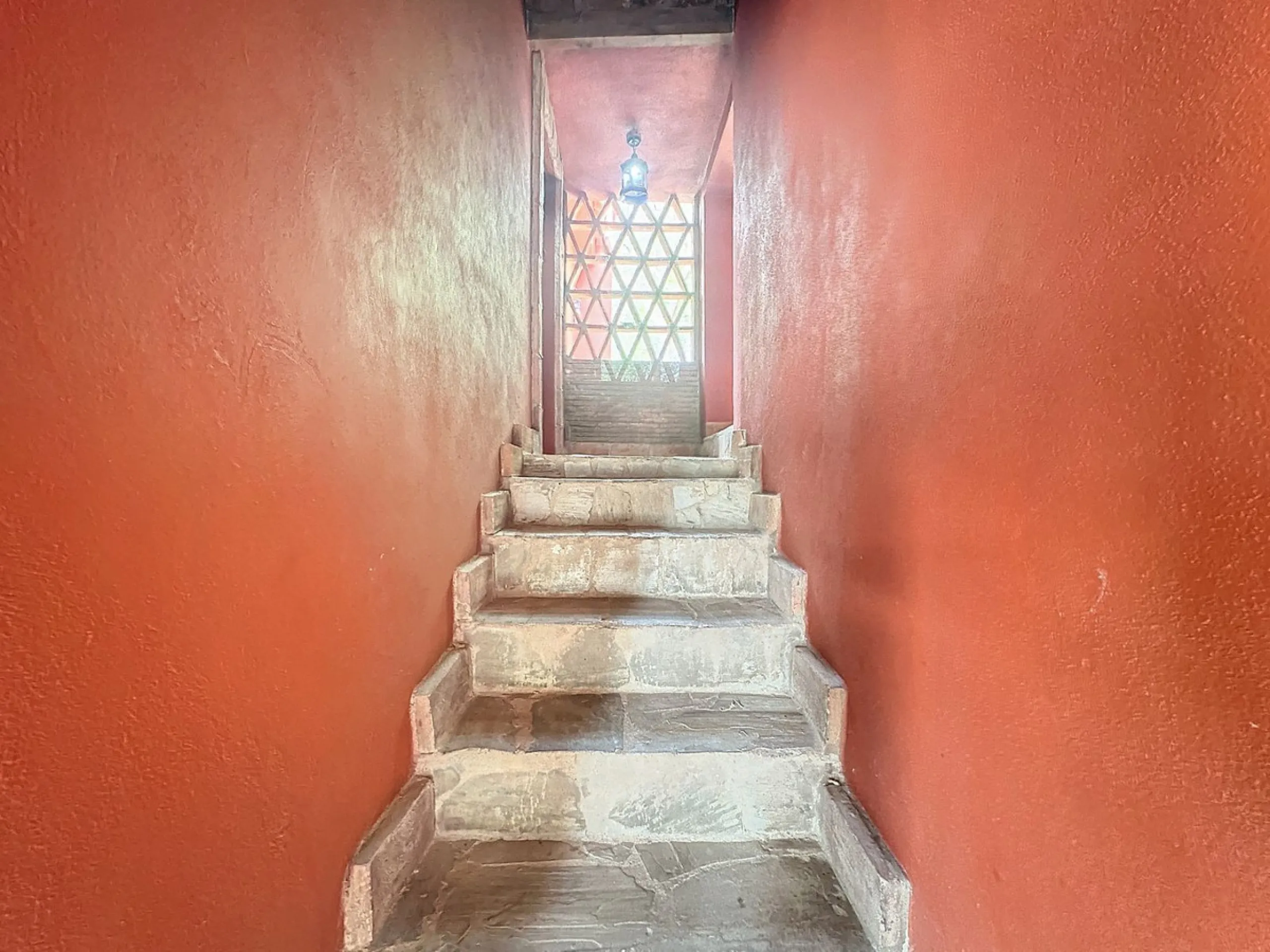 House - Finca - Cortijo в продаже в Monda, Málaga. В доме 5 спален и 5 ванных комнат. Площадь дома 290 м². Площадь участка 1877 м²