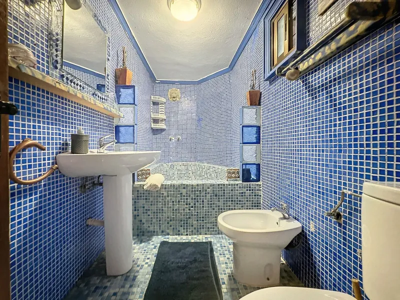 House - Finca - Cortijo в продаже в Monda, Málaga. В доме 5 спален и 5 ванных комнат. Площадь дома 290 м². Площадь участка 1877 м²