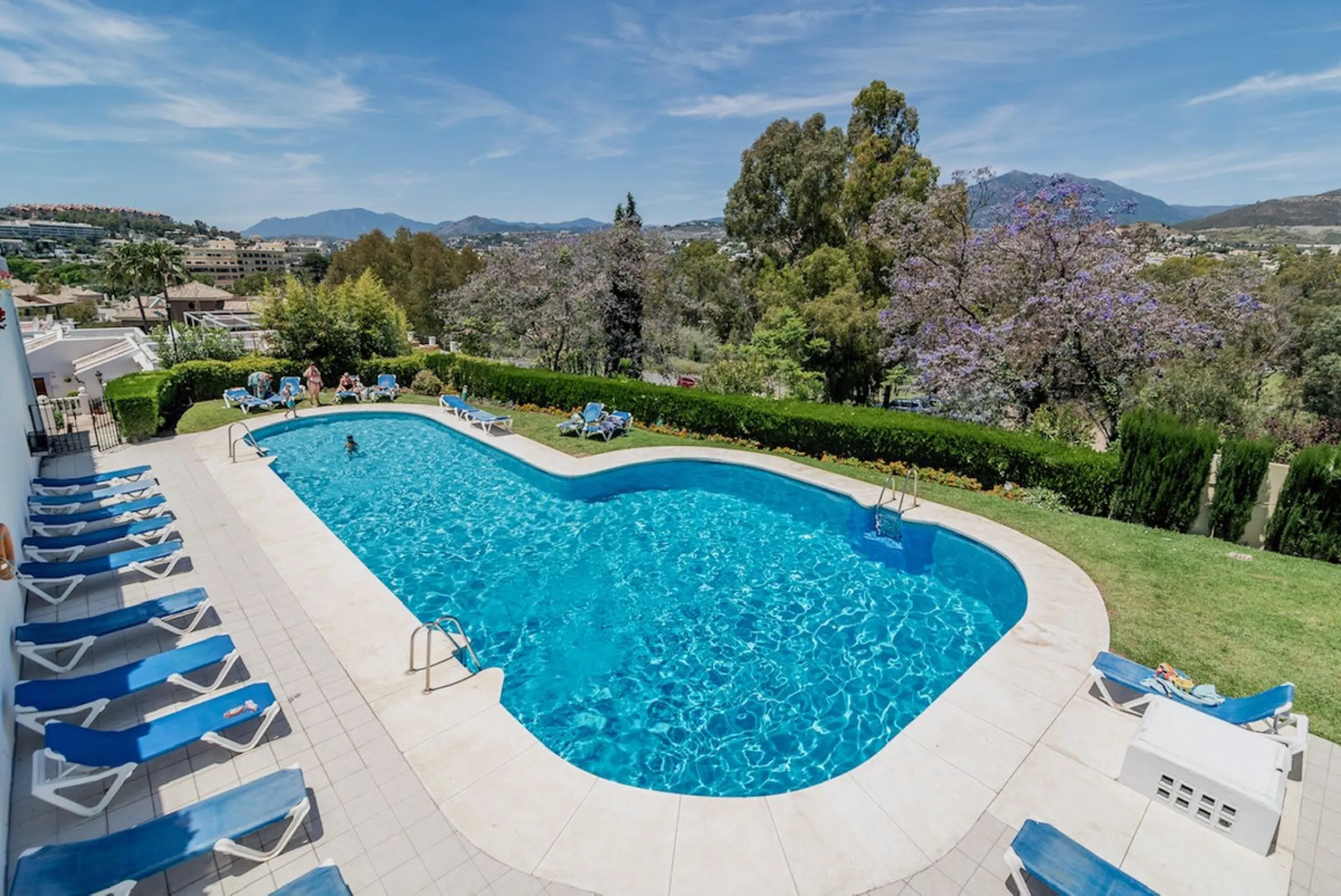 Apartment - Top Floor Apartment в продаже в Marbella, Málaga. В доме 1 спален и 1 ванных комнат. Площадь дома 85 м²