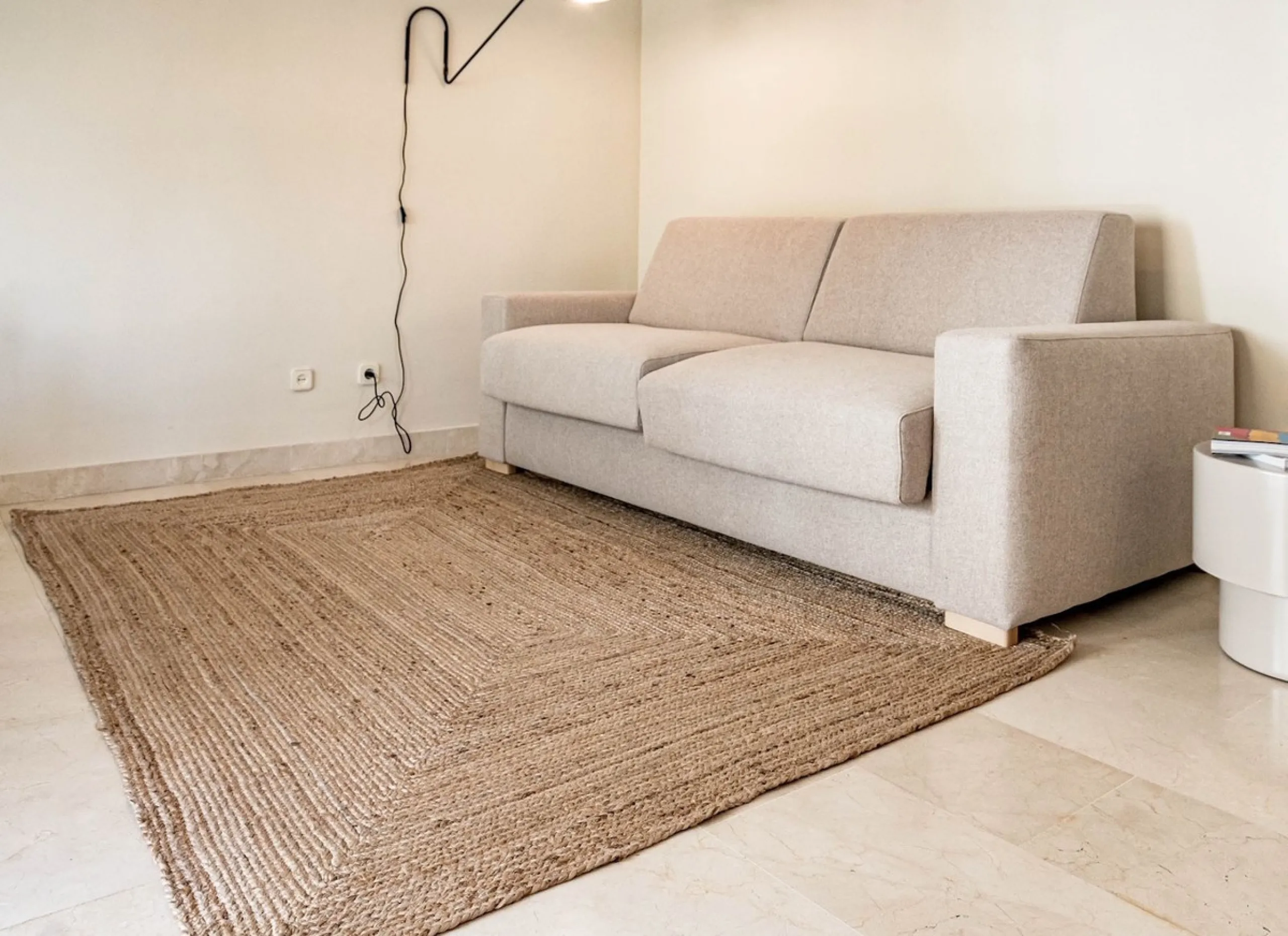 Apartment - Top Floor Apartment в продаже в Marbella, Málaga. В доме 1 спален и 1 ванных комнат. Площадь дома 85 м²