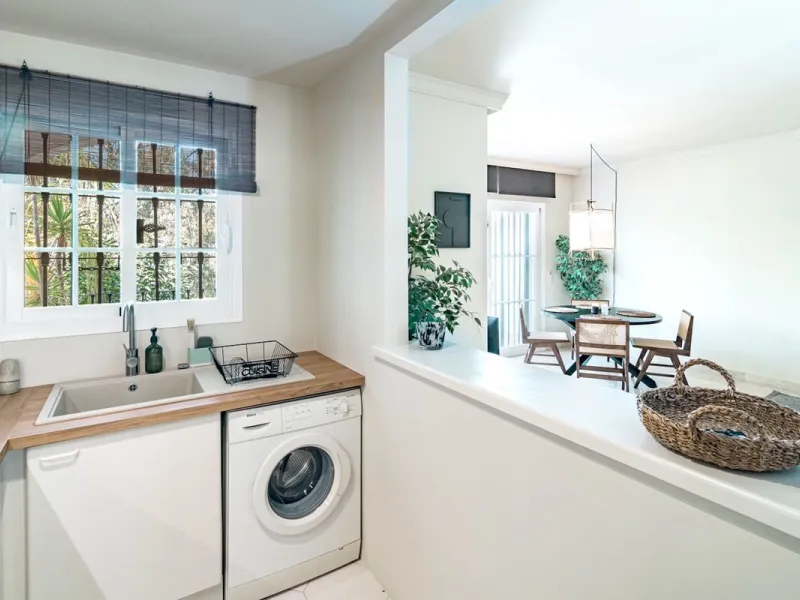 Apartment - Top Floor Apartment в продаже в Marbella, Málaga. В доме 1 спален и 1 ванных комнат. Площадь дома 85 м²