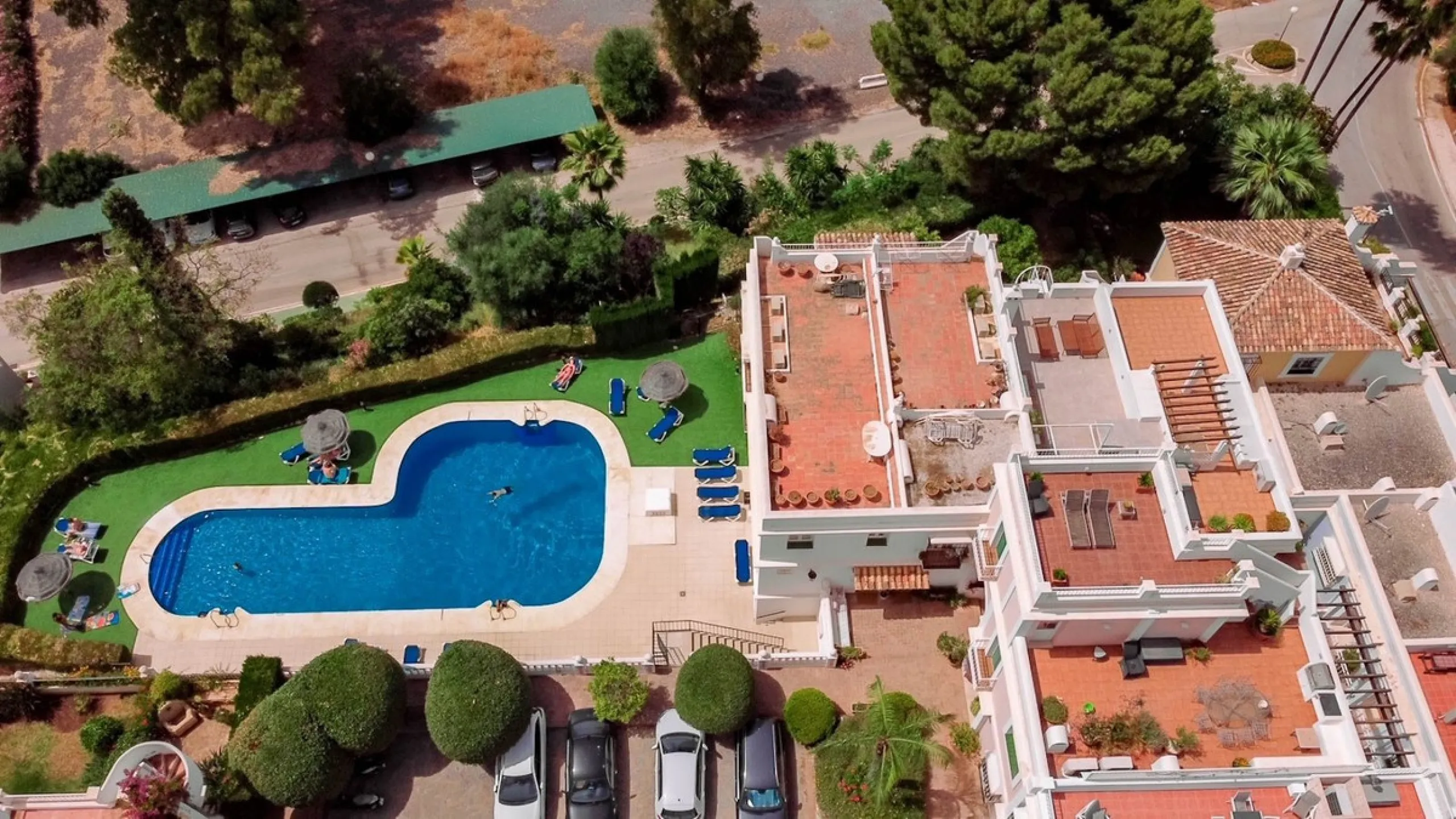 Apartment - Top Floor Apartment в продаже в Marbella, Málaga. В доме 1 спален и 1 ванных комнат. Площадь дома 85 м²