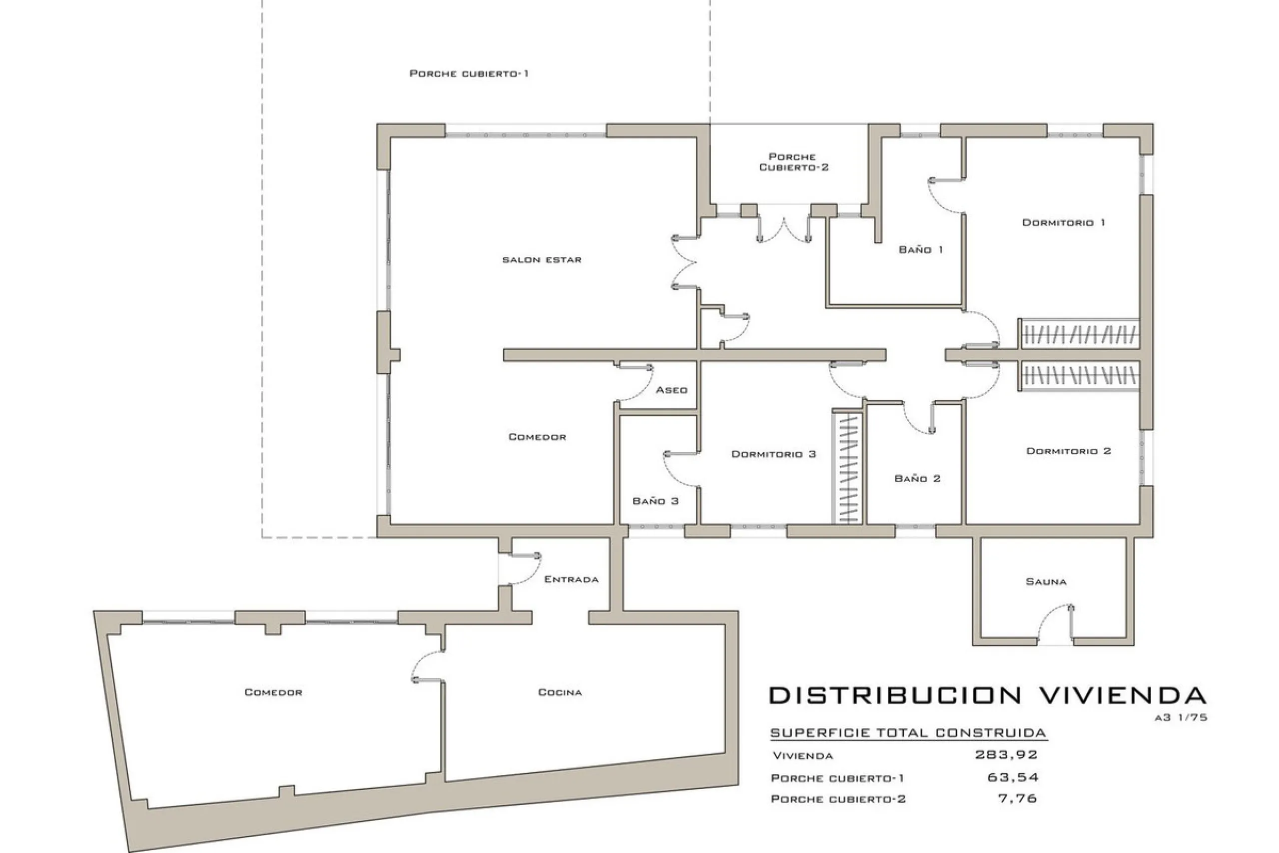 Villa to reform located in Rio Real Urbanization, 700 meters from El Trocadero beach and Rio Real Golf Club House and only 4 kilometers from the center of Marbella. It has a total constructed area of 588 m2 on a 900 m2 plot. Built on one level plus a semi