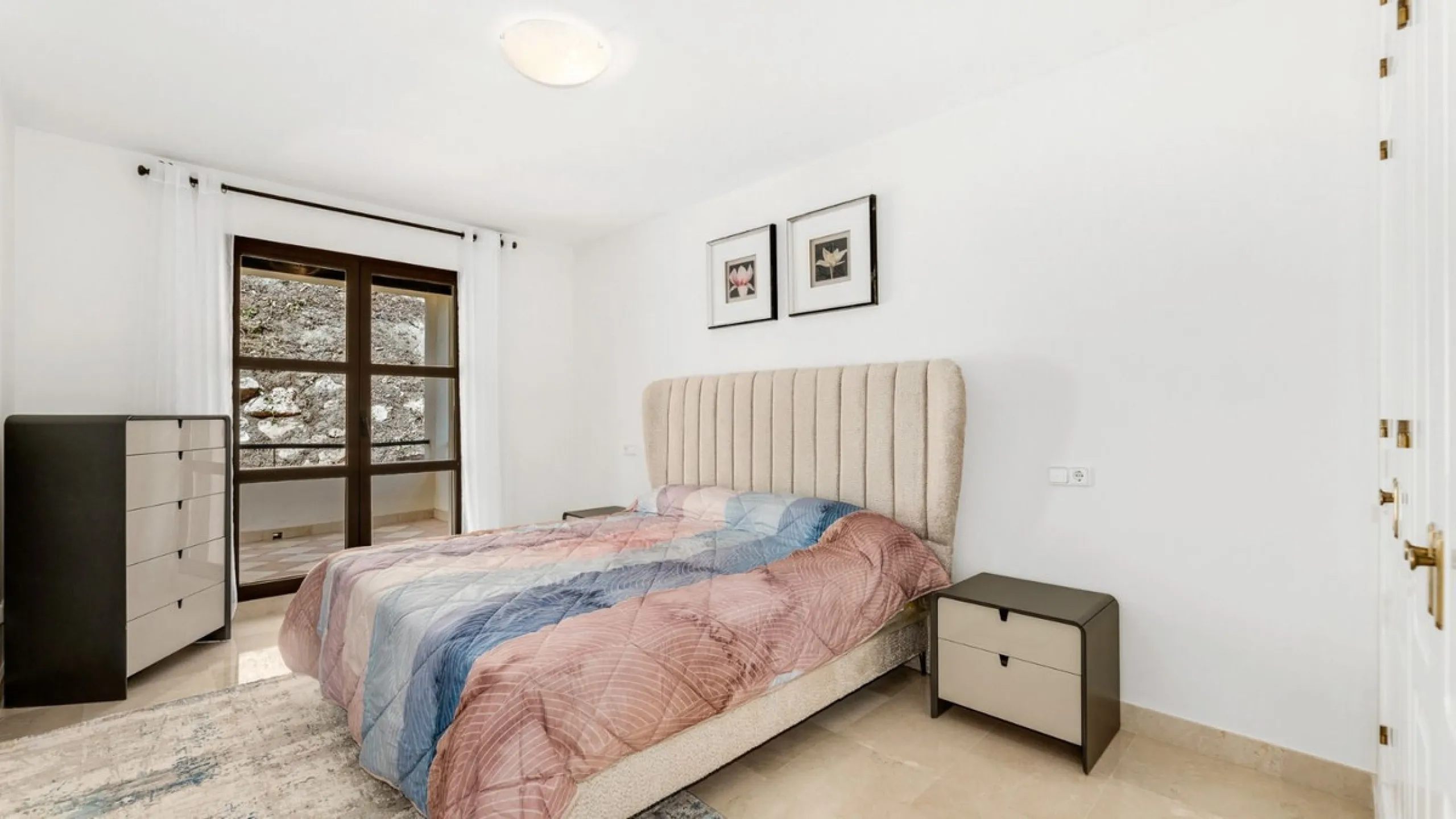 Don't miss out on this amazing opportunity to own a unique villa in the prestigious Los Arqueros Golf community! Villa Sunrise is waiting for you to make it your dream home with just a little investment.