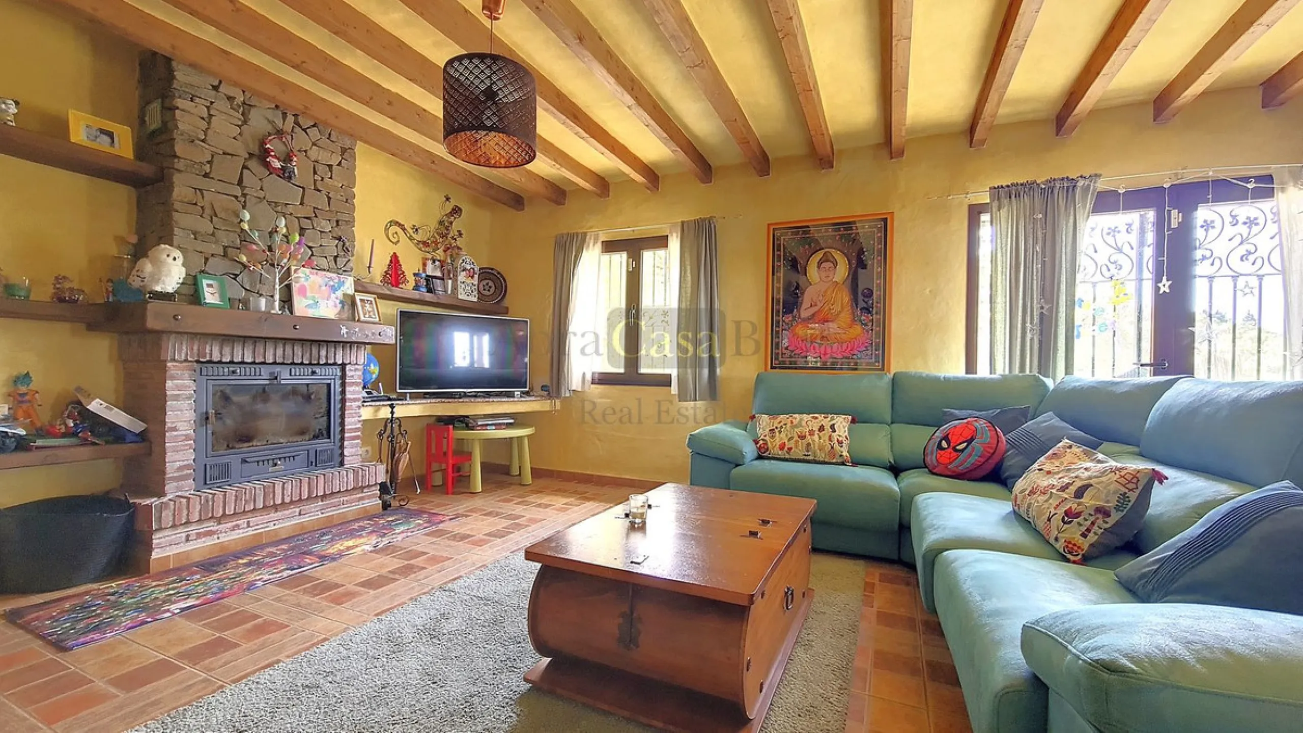 House - Detached Villa в продаже в Canillas de Albaida, Málaga. В доме 4 спален и 2 ванных комнат. Площадь дома 331 м². Площадь участка 8750 м²