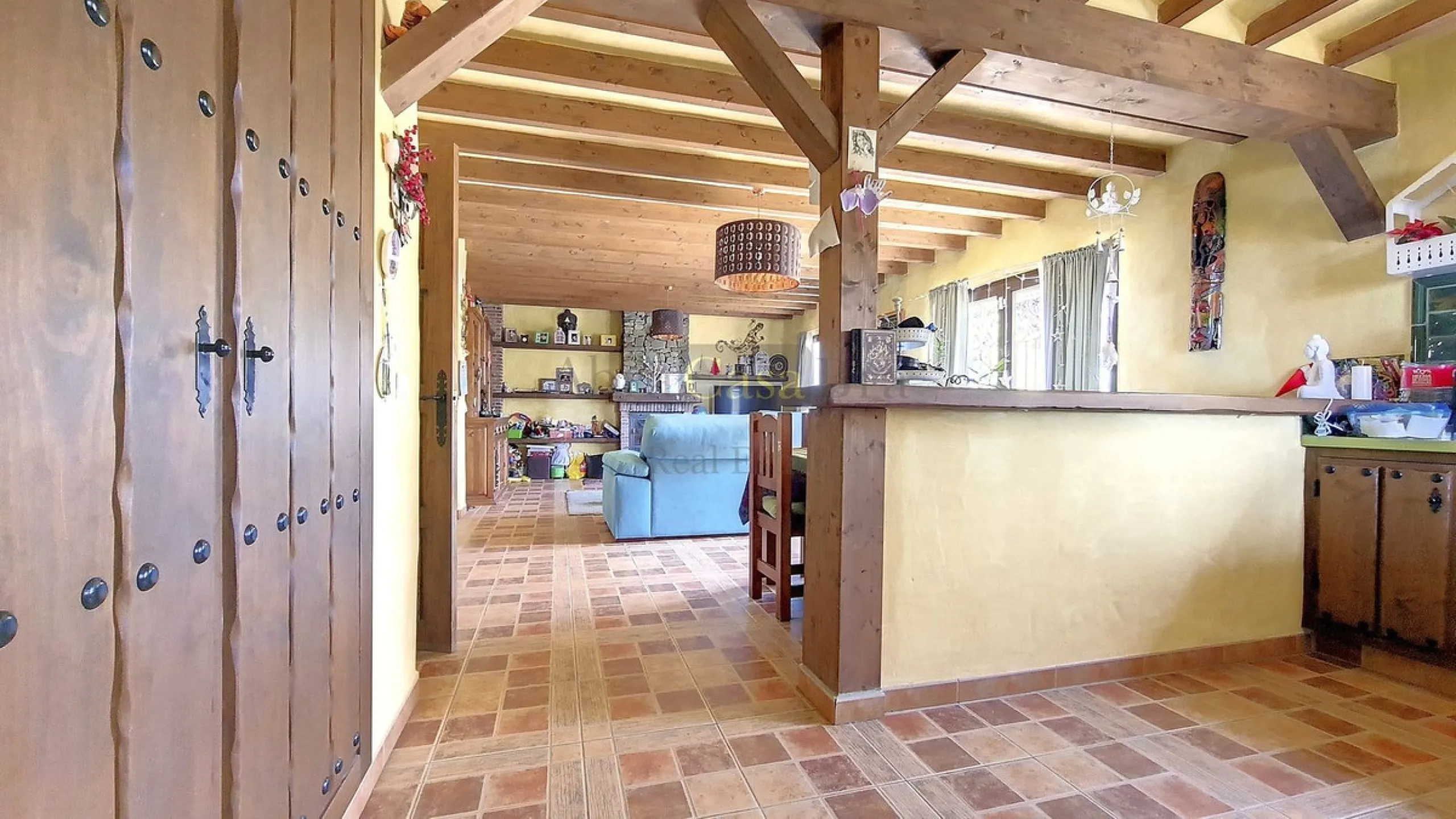 House - Detached Villa в продаже в Canillas de Albaida, Málaga. В доме 4 спален и 2 ванных комнат. Площадь дома 331 м². Площадь участка 8750 м²