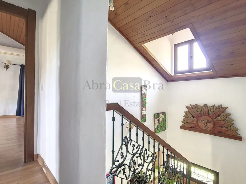 House - Detached Villa в продаже в Canillas de Albaida, Málaga. В доме 4 спален и 2 ванных комнат. Площадь дома 331 м². Площадь участка 8750 м²