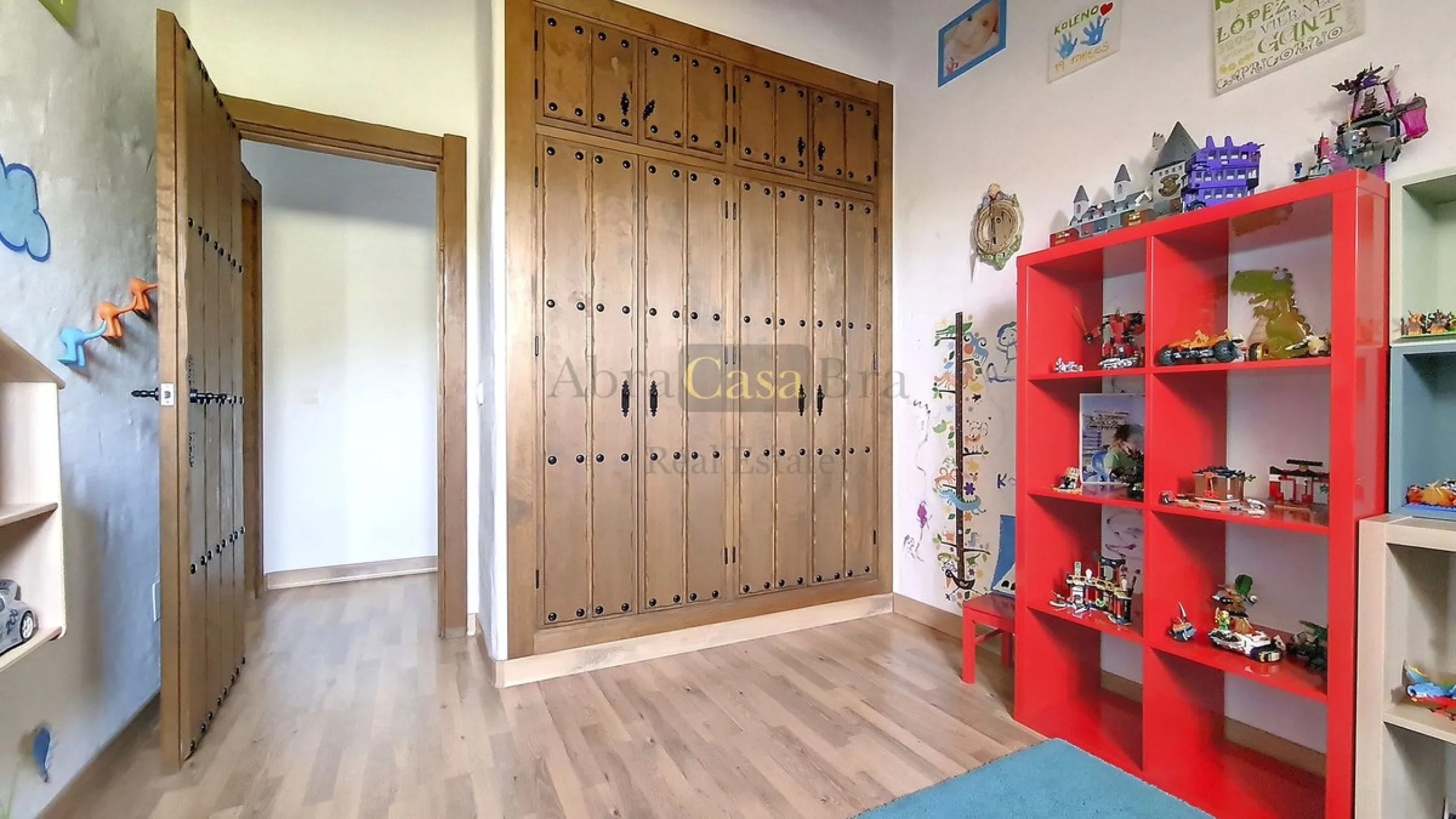 House - Detached Villa в продаже в Canillas de Albaida, Málaga. В доме 4 спален и 2 ванных комнат. Площадь дома 331 м². Площадь участка 8750 м²