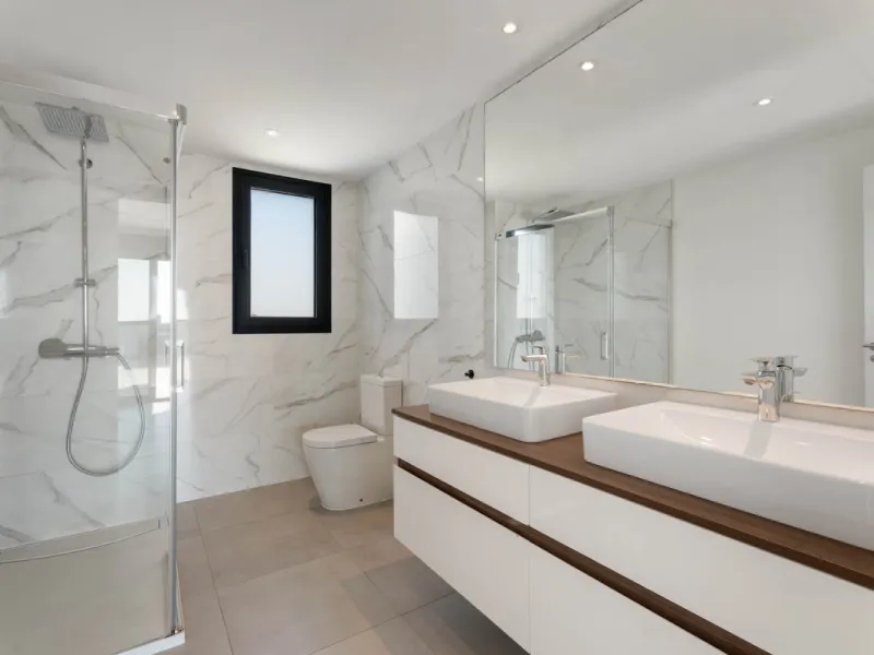 Apartment - Penthouse в продаже в Estepona, Málaga. В доме 3 спален и 2 ванных комнат. Площадь дома 195 м²