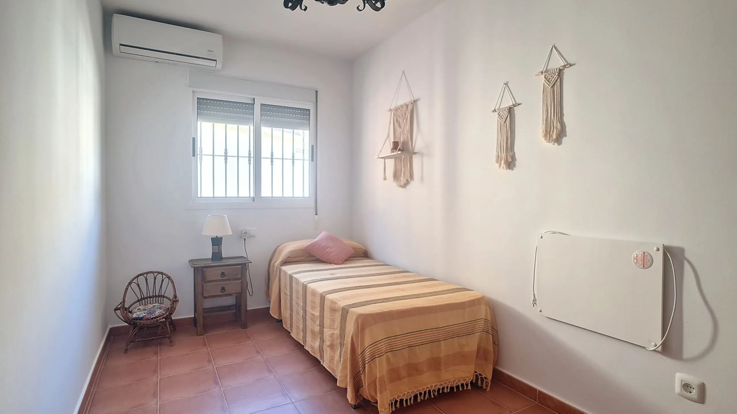 Charming Country Retreat with Pool and Orchard near Corumbuela